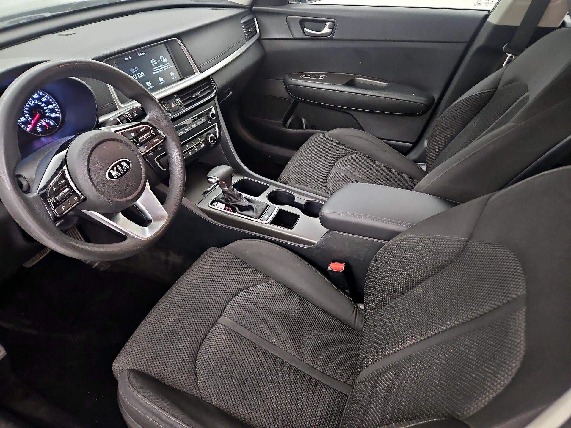 Thumbnail: 2019 Kia Optima - 11