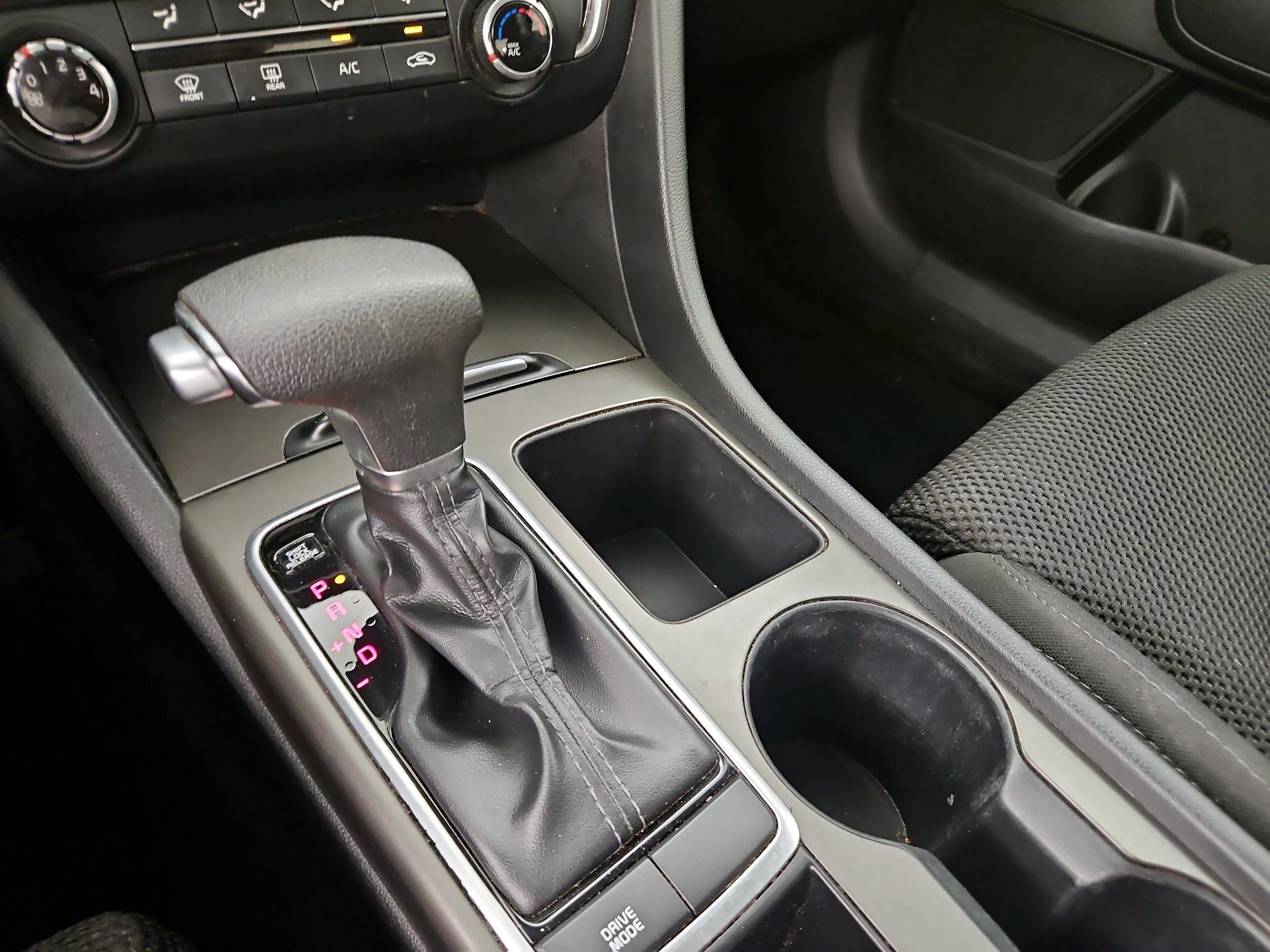 Thumbnail: 2019 Kia Optima - 17