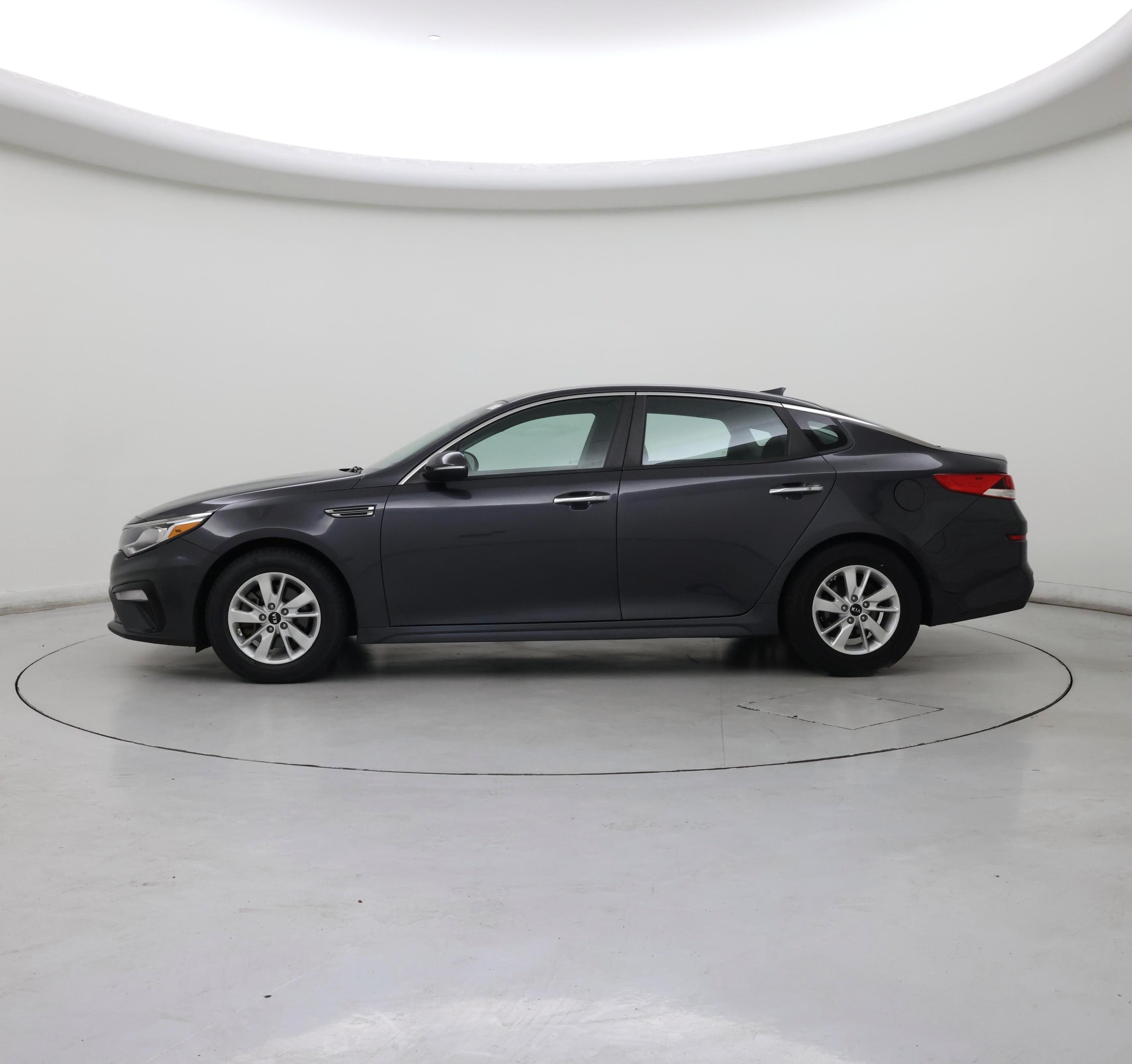 Thumbnail: 2019 Kia Optima - 3