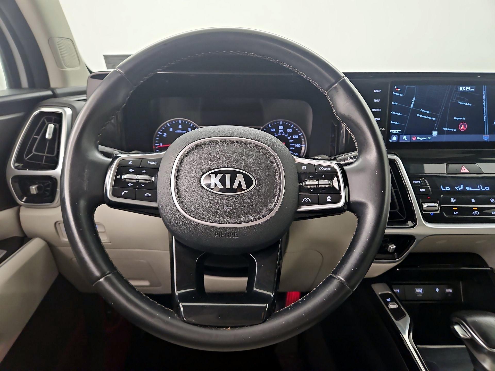 Thumbnail: 2021 Kia Sorento - 10