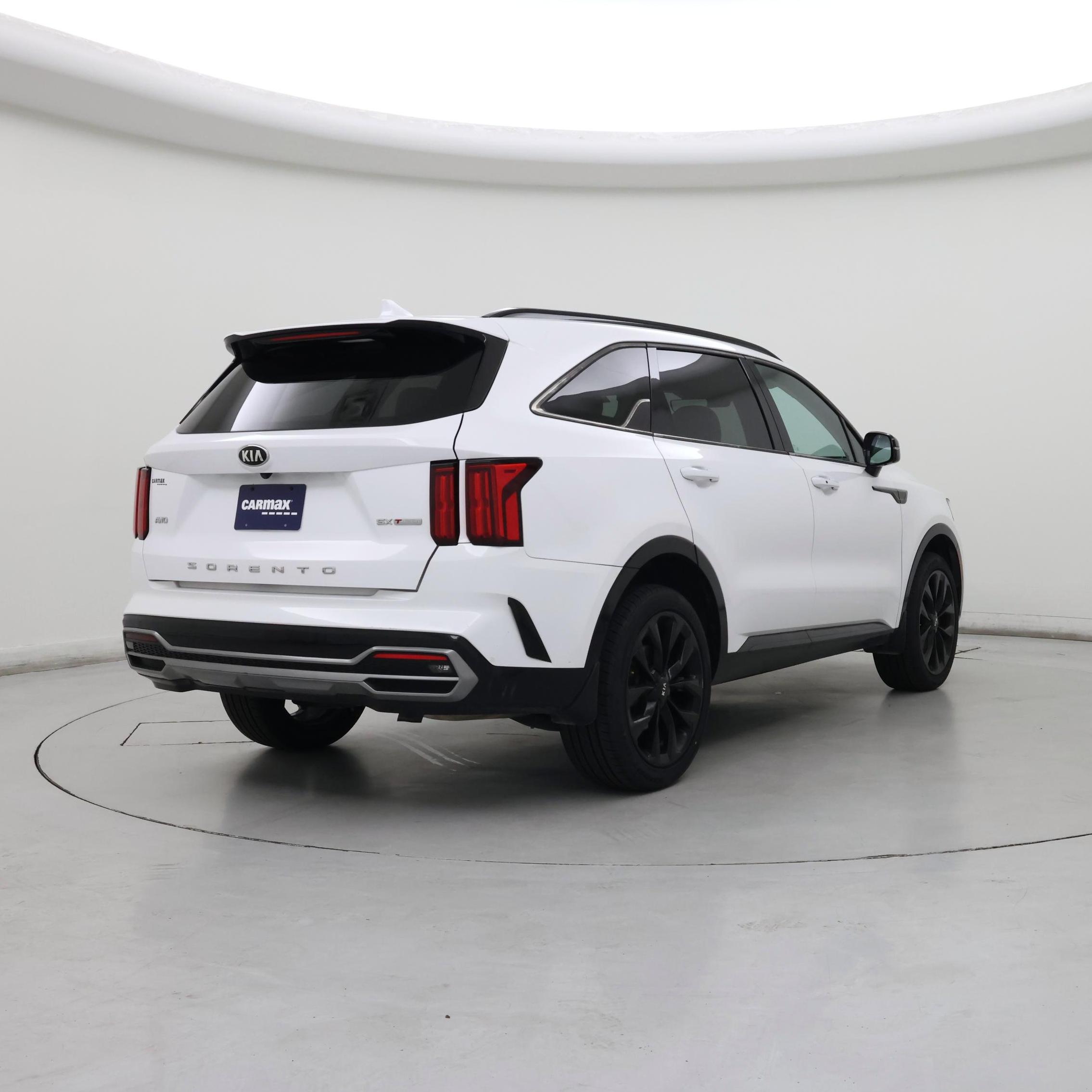 Thumbnail: 2021 Kia Sorento - 8