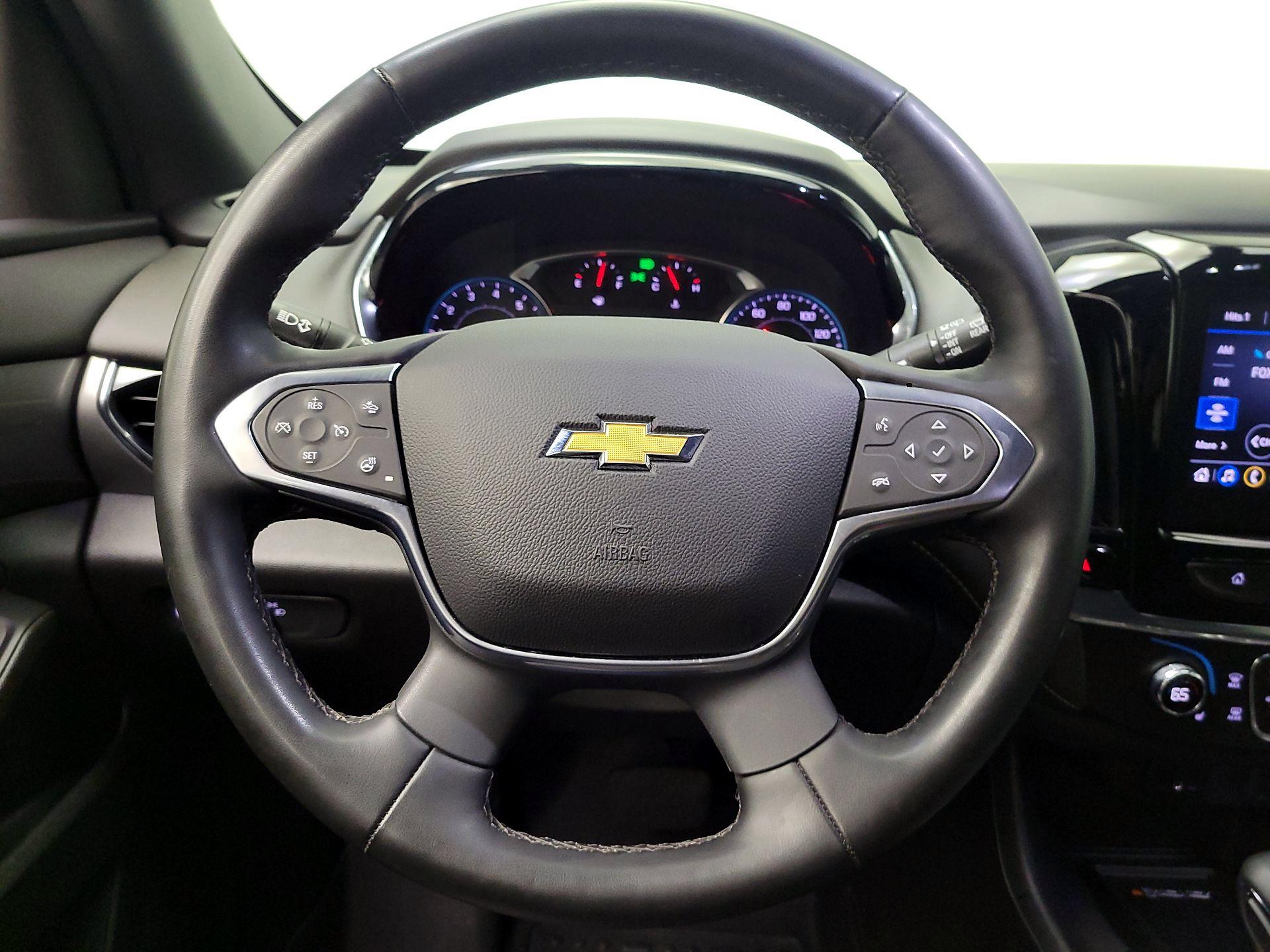 Thumbnail: 2023 Chevrolet Traverse - 10