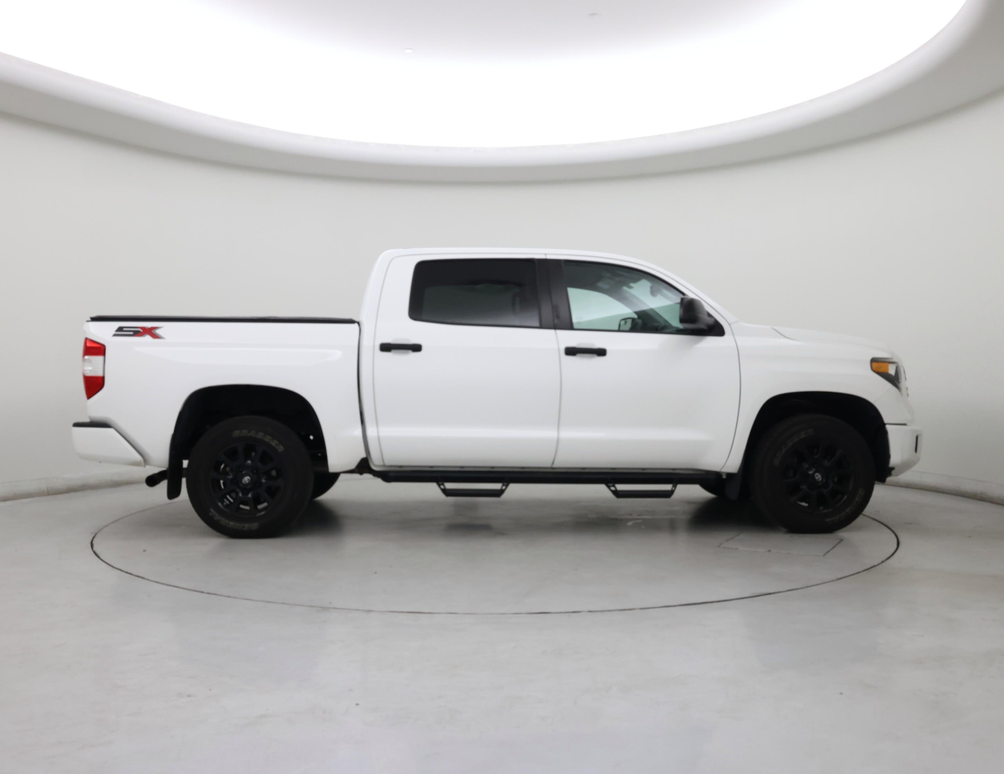 Thumbnail: 2021 Toyota Tundra - 7