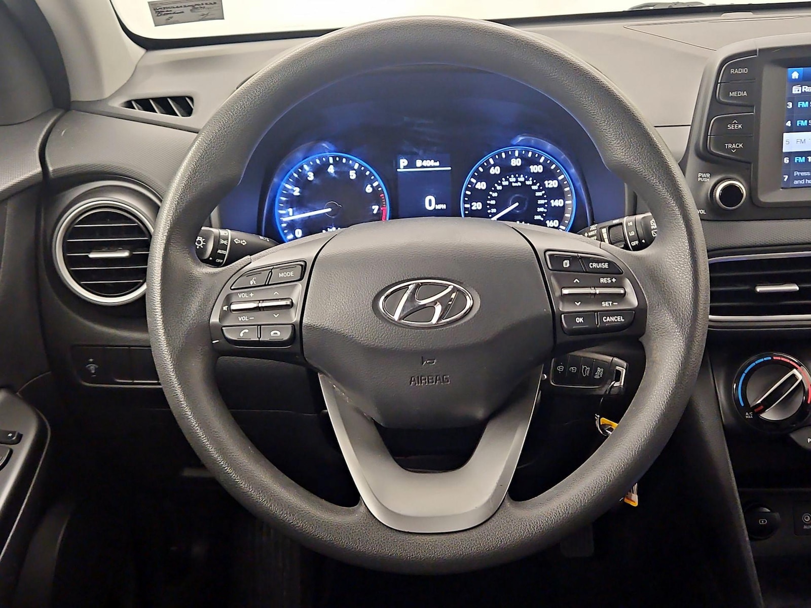 2021 Hyundai Kona SE - Photo 11