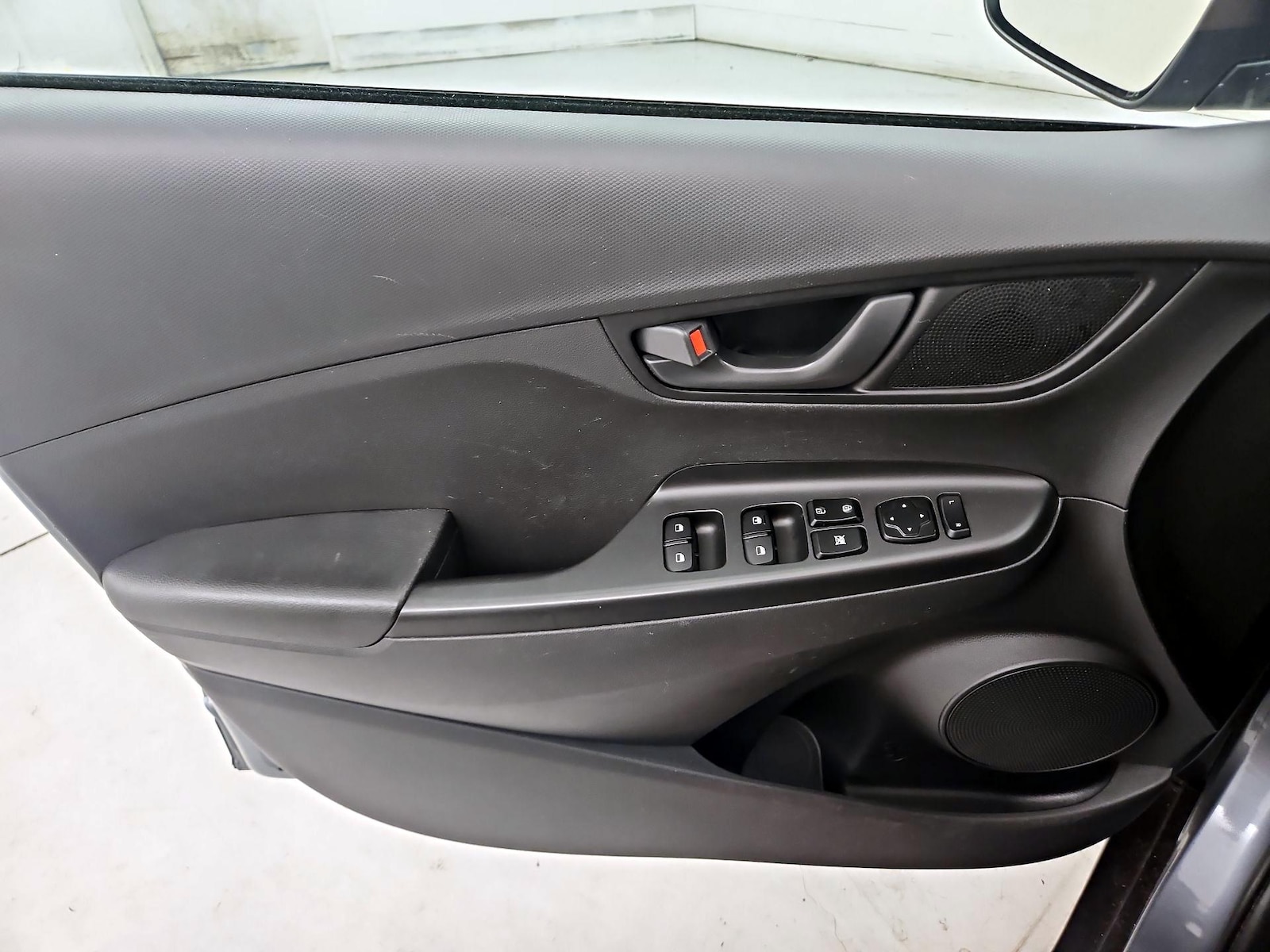 2021 Hyundai Kona SE - Photo 13