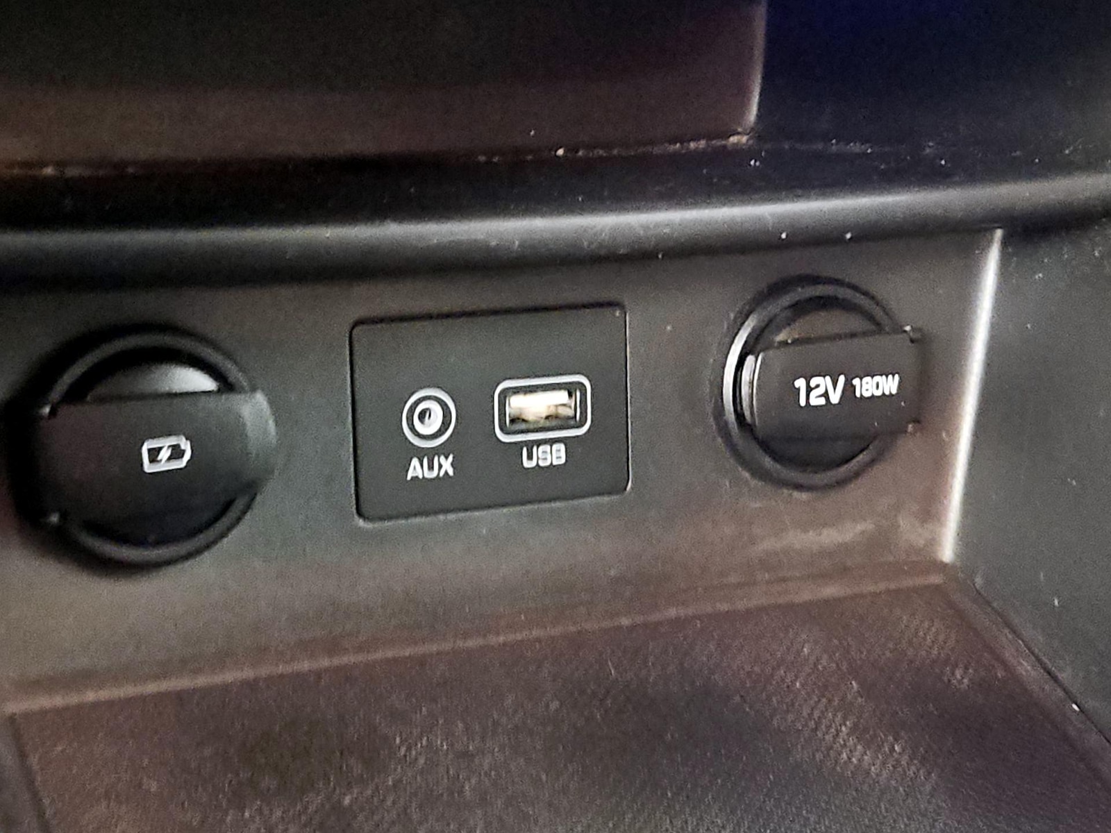 2021 Hyundai Kona SE - Photo 19