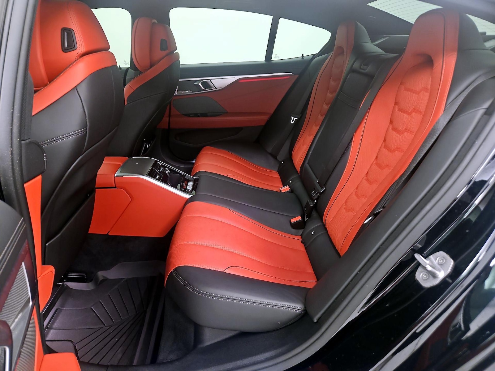 2022 BMW 8 Series 840i - Photo 22