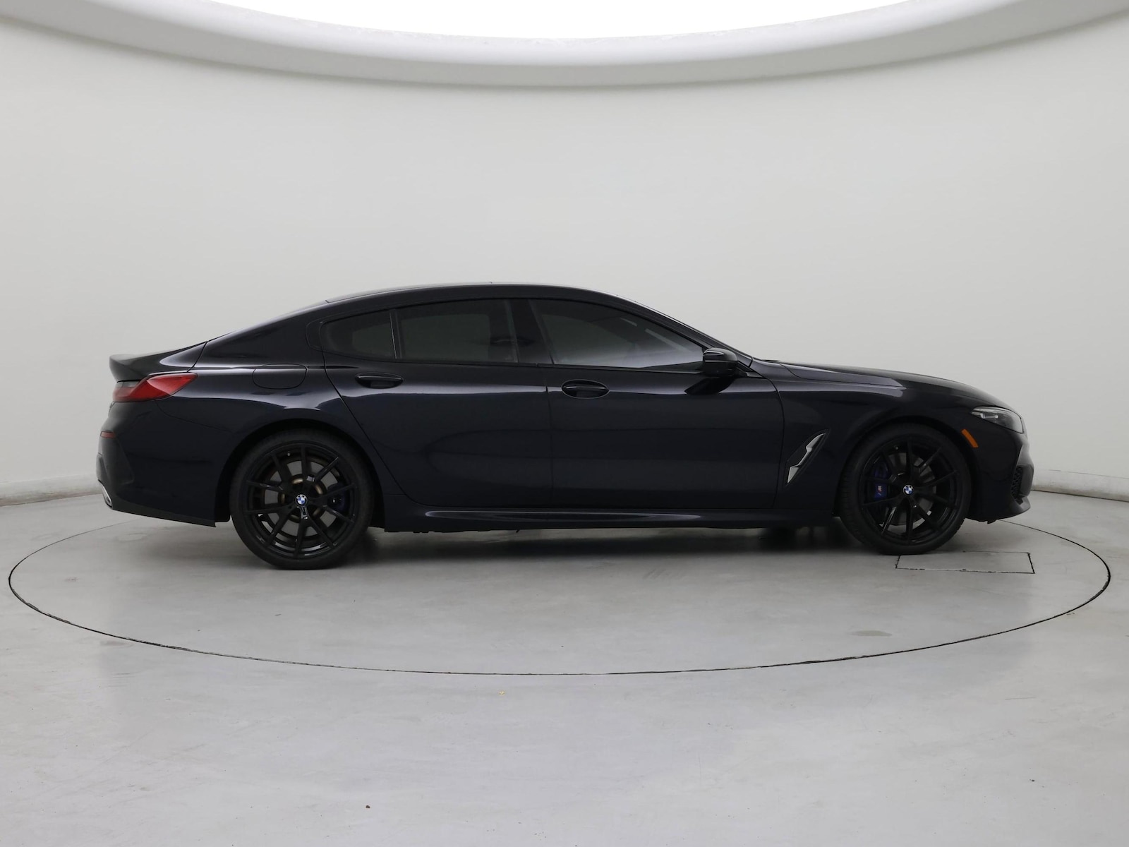 2022 BMW 8 Series 840i - Photo 8