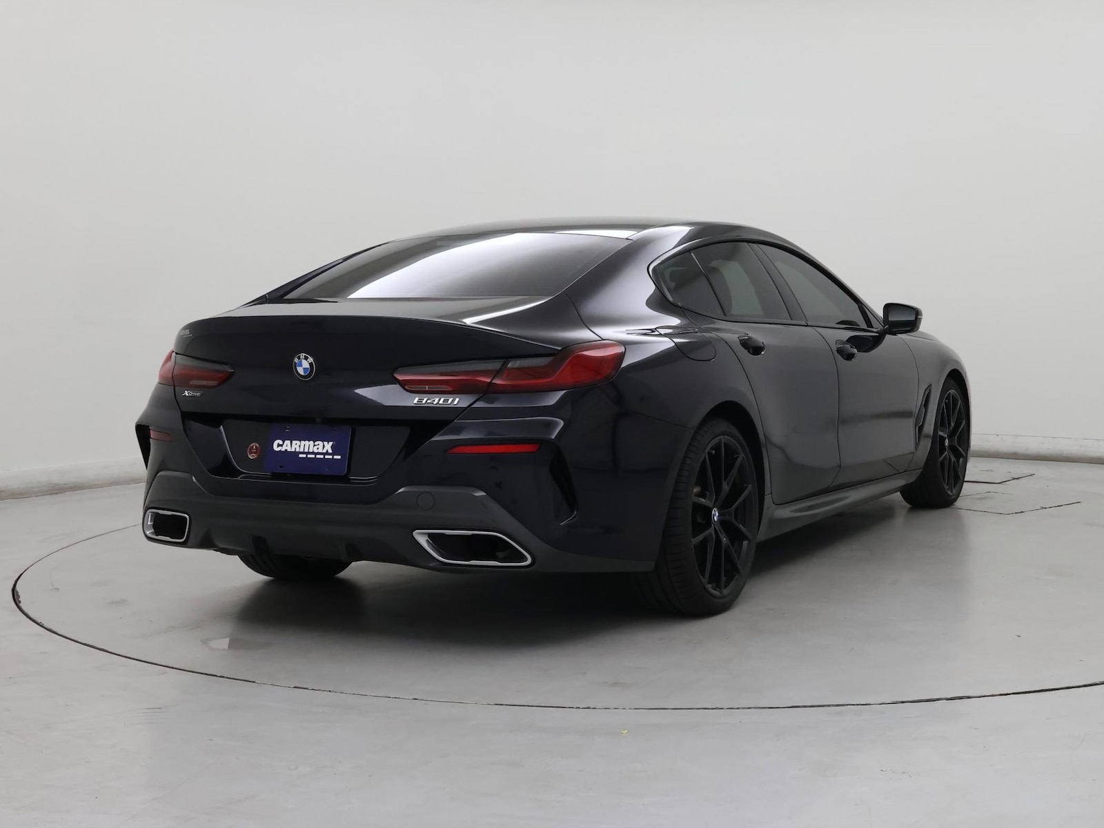 2022 BMW 8 Series 840i - Photo 9