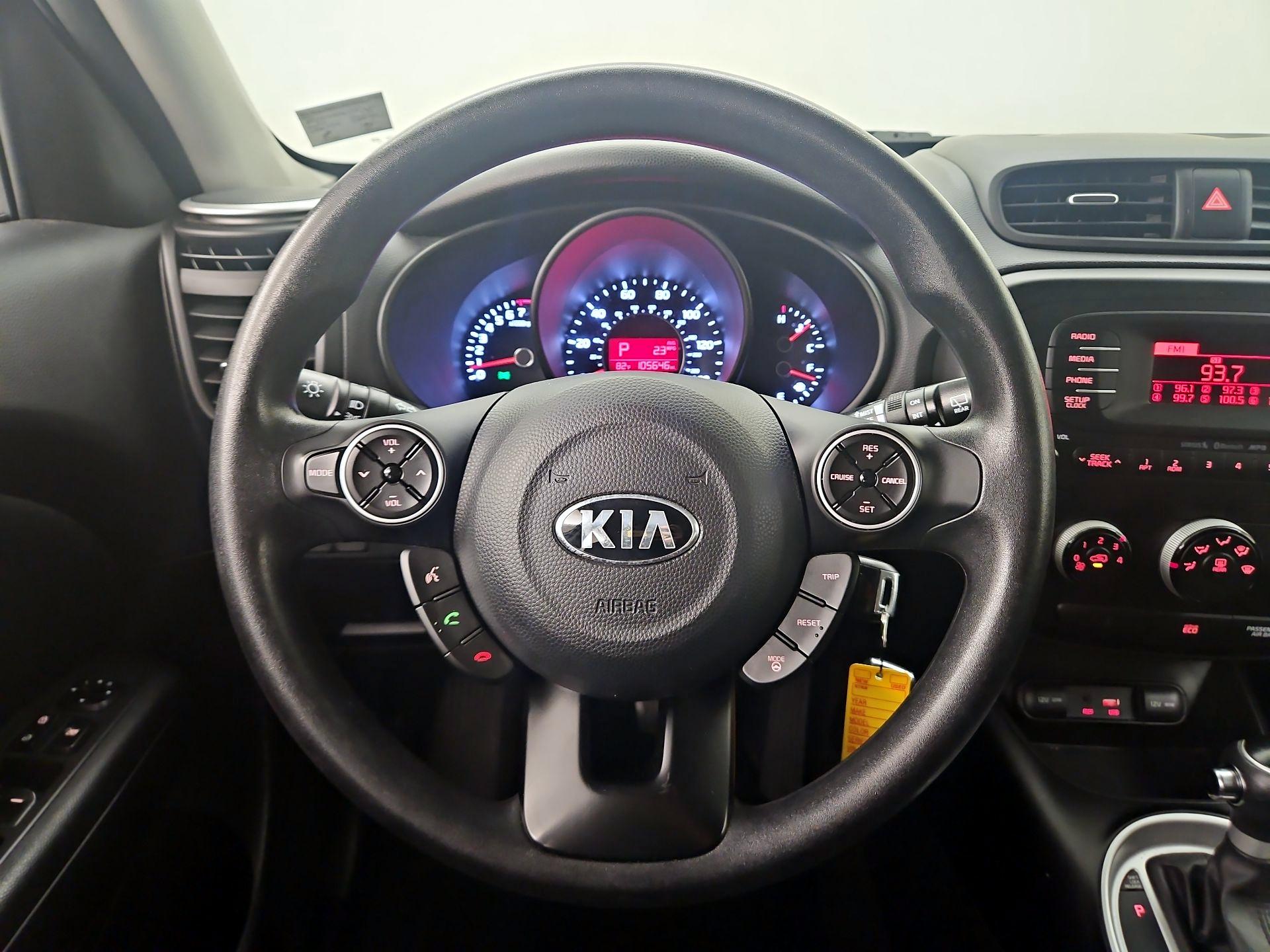 Thumbnail: 2016 Kia Soul - 10