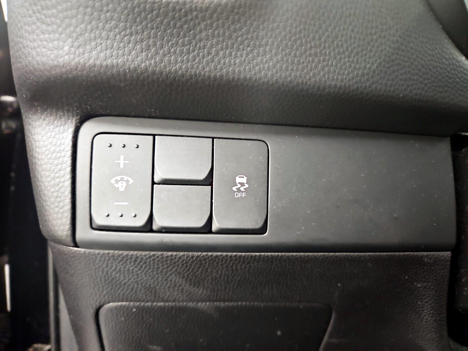 Thumbnail: 2016 Kia Soul - 13