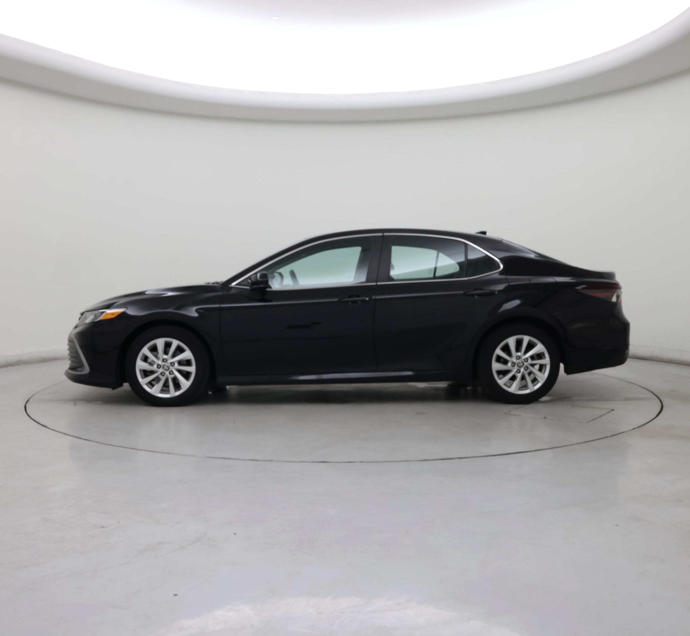 Thumbnail: 2024 Toyota Camry - 3