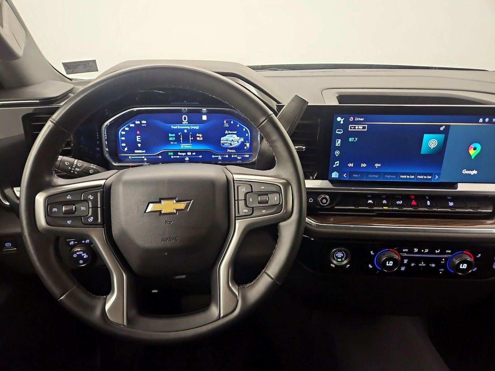 2023 Chevrolet Silverado 1500 LT - Photo 10