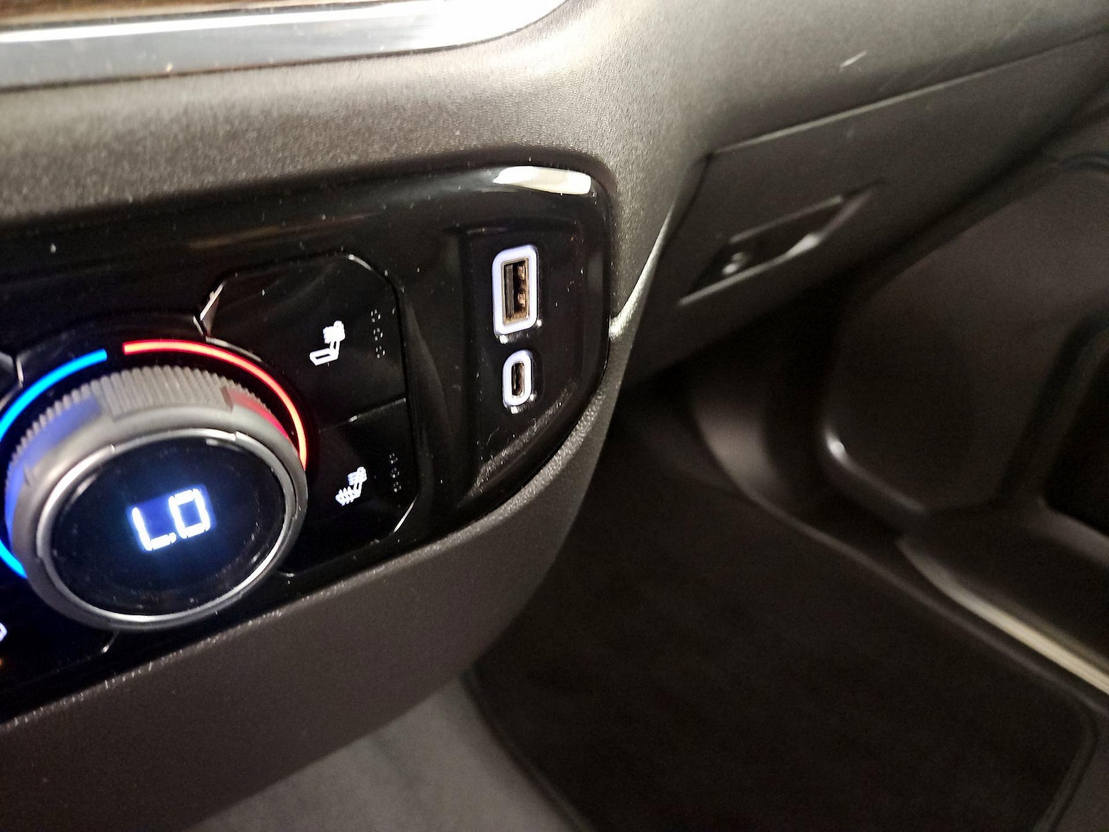 2023 Chevrolet Silverado 1500 LT - Photo 19