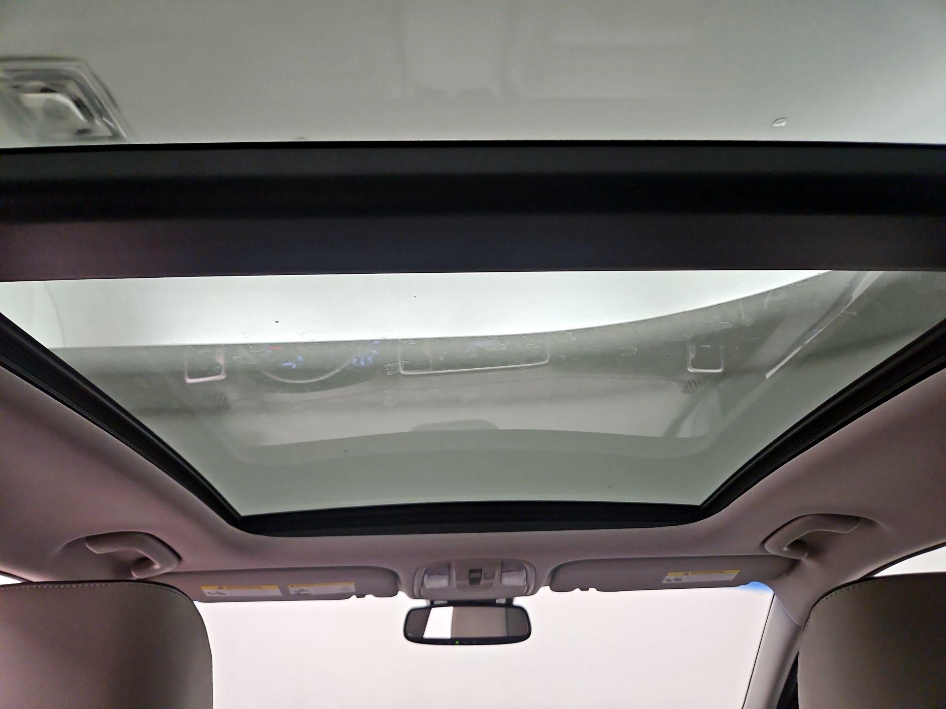 Thumbnail: 2017 Kia Sportage - 19