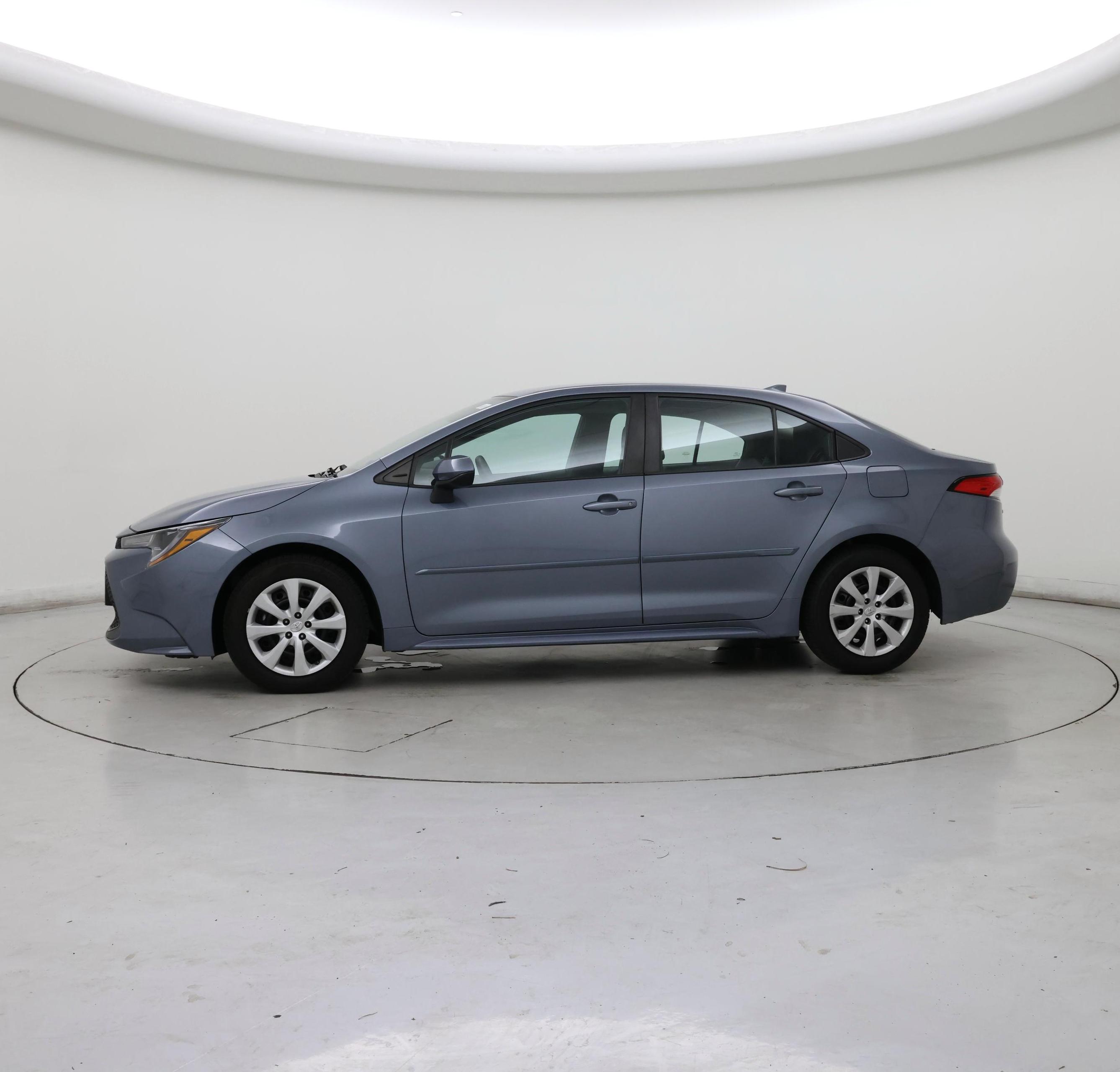 Thumbnail: 2021 Toyota Corolla - 3