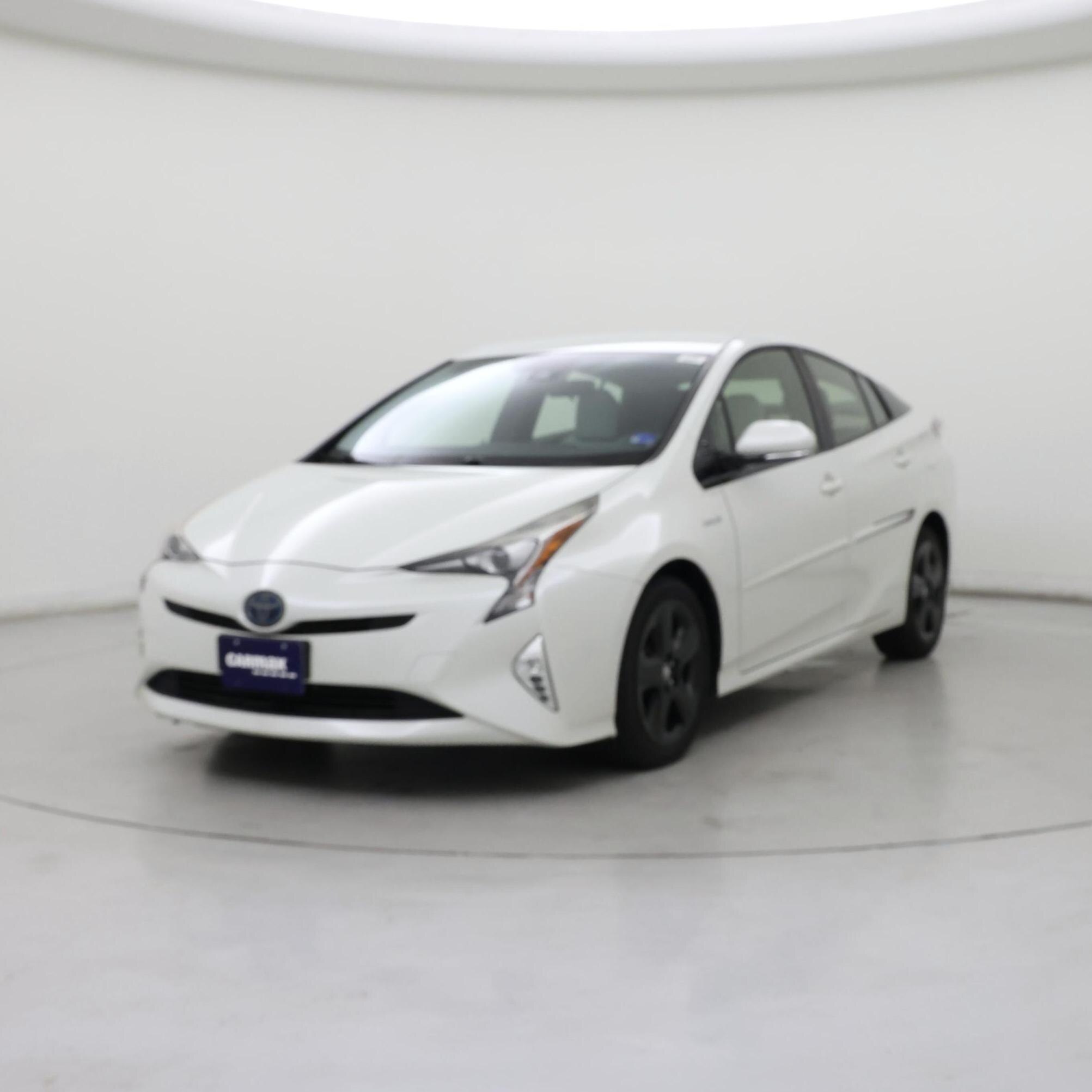 Thumbnail: 2016 Toyota Prius - 4