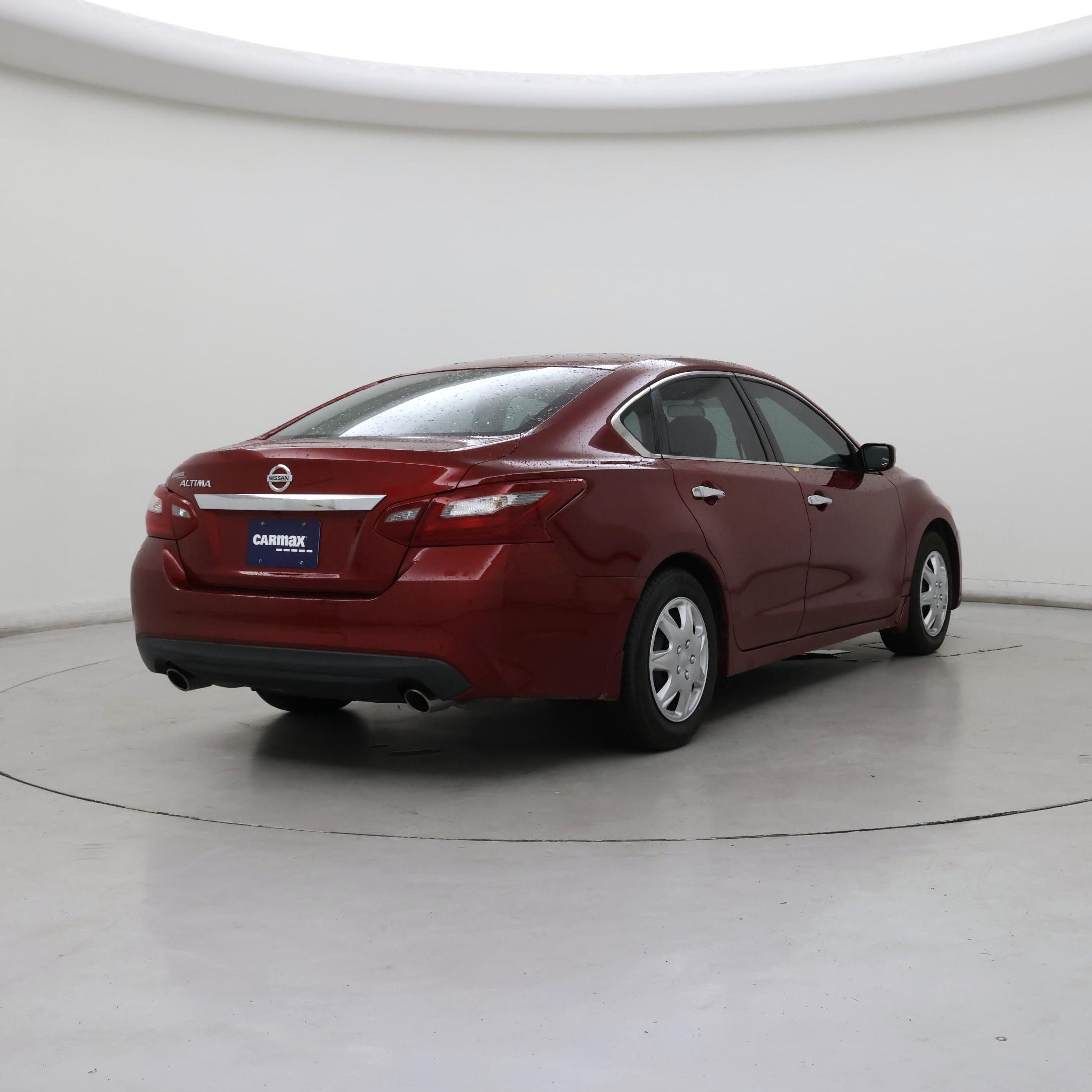 Thumbnail: 2018 Nissan Altima - 8