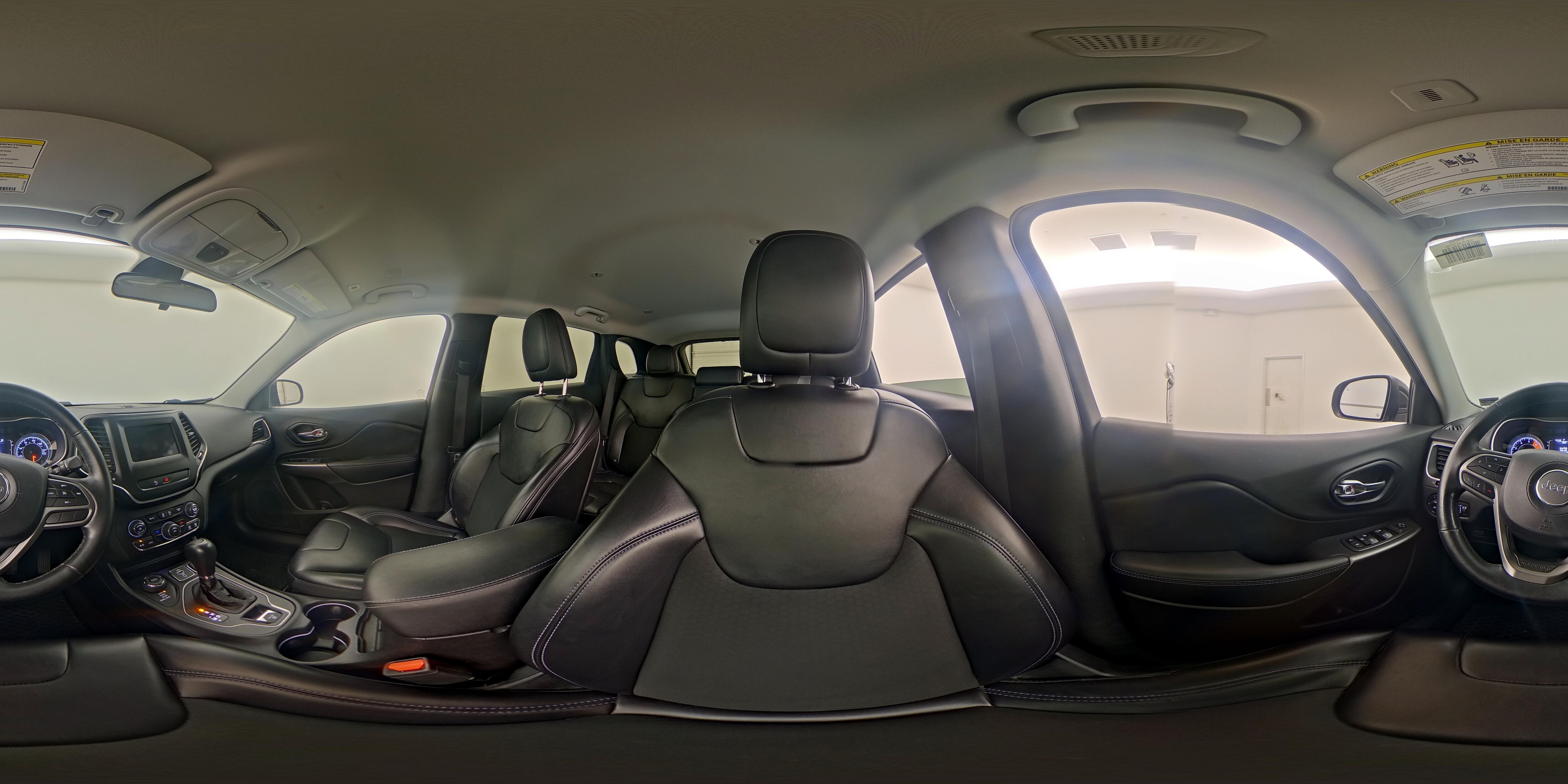 2019 Jeep Cherokee Latitude Plus - Photo 26
