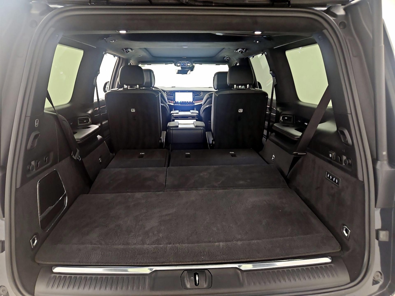 2023 Jeep Grand Wagoneer Series II - Photo 25