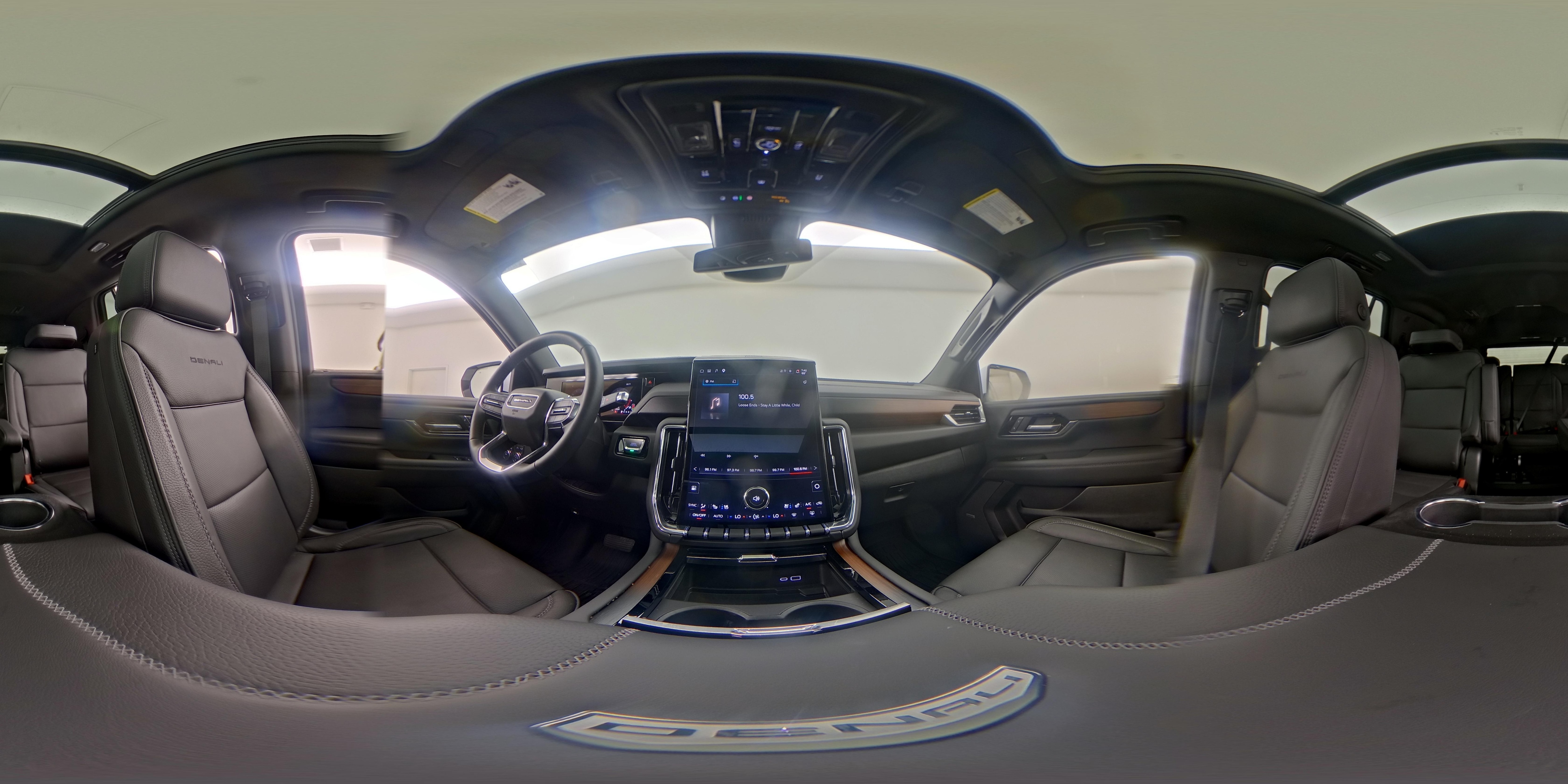 2026 GMC Yukon Denali - Photo 28