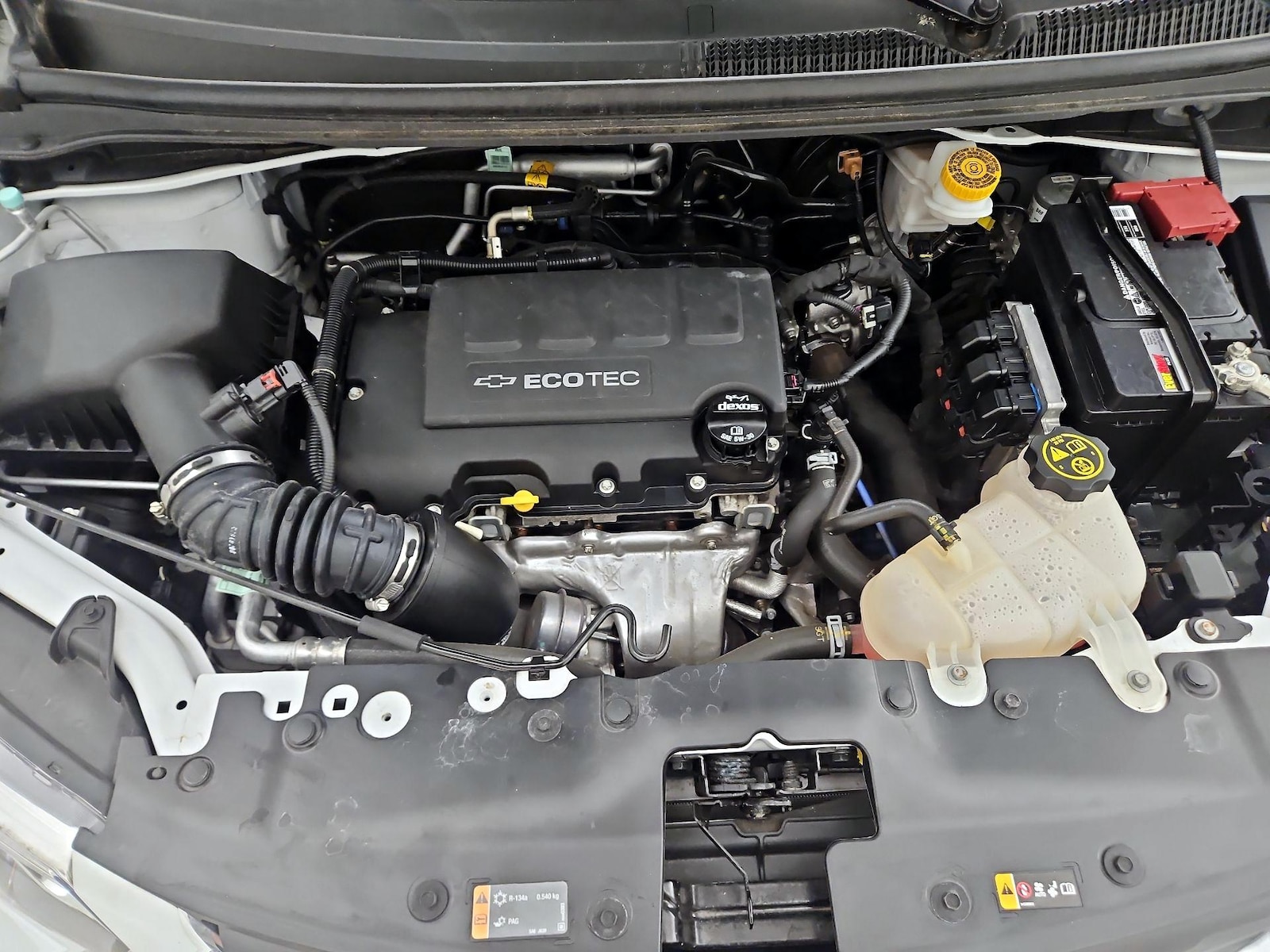 2020 Chevrolet Sonic LT - Photo 22