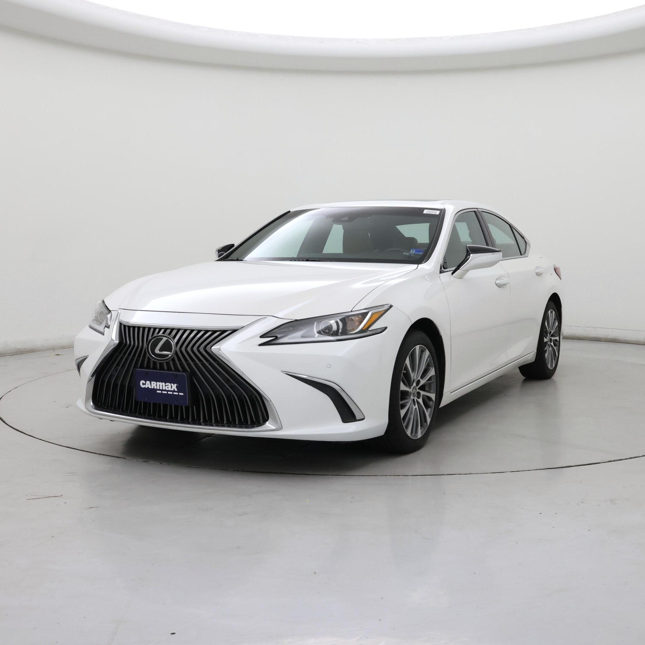 Thumbnail: 2020 Lexus ES - 4
