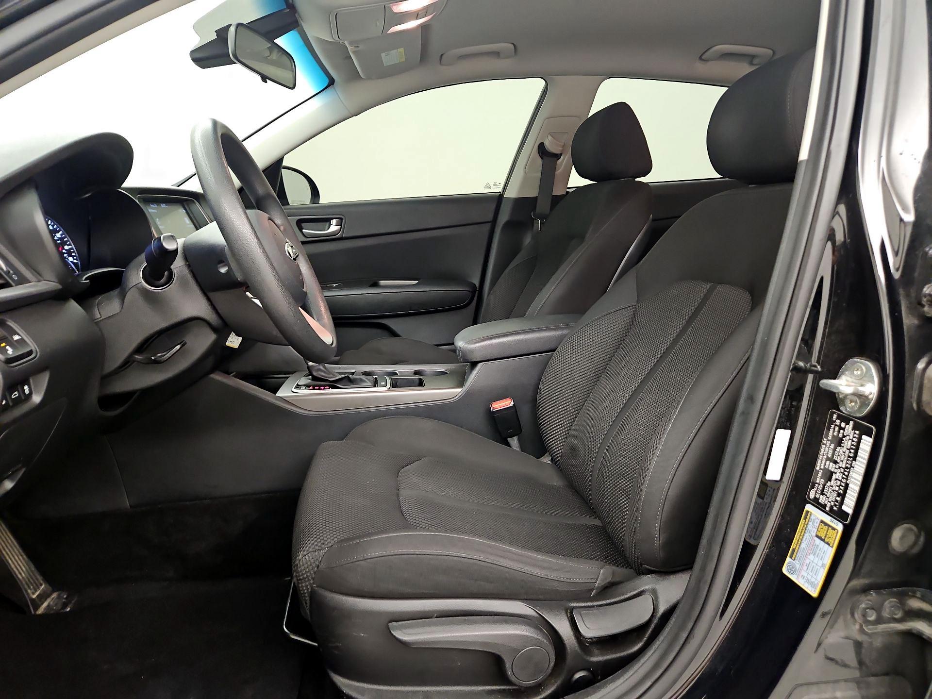 Thumbnail: 2020 Kia Optima - 11
