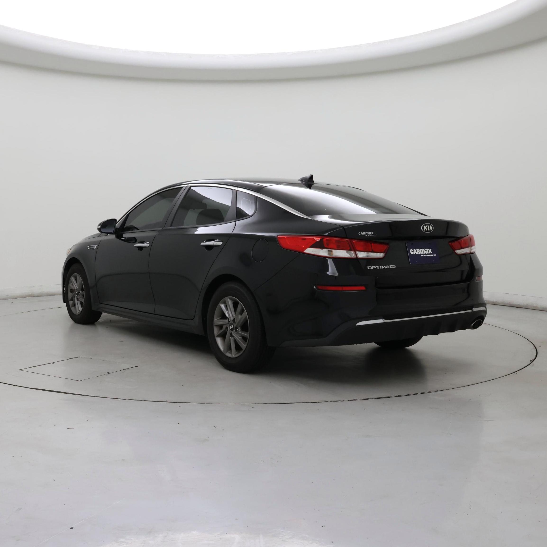 Thumbnail: 2020 Kia Optima - 2