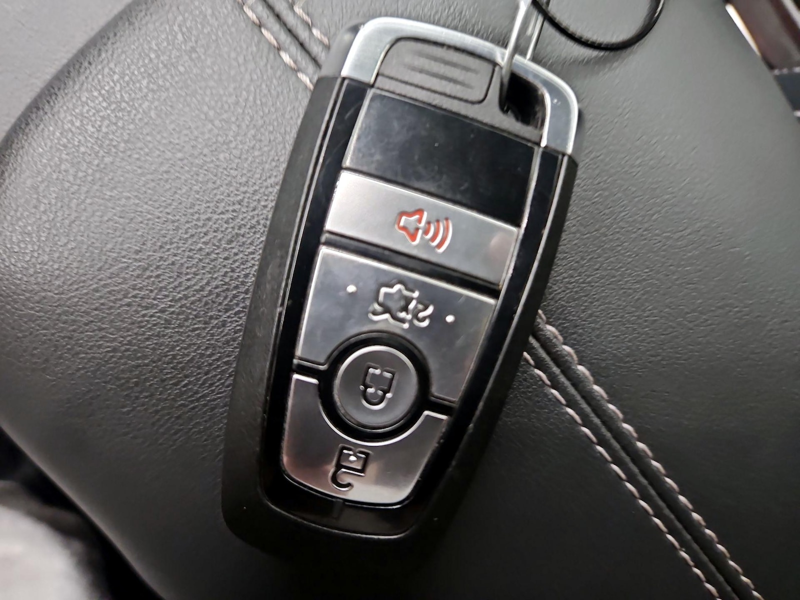 2024 Ford Mustang GT Premium - Photo 25