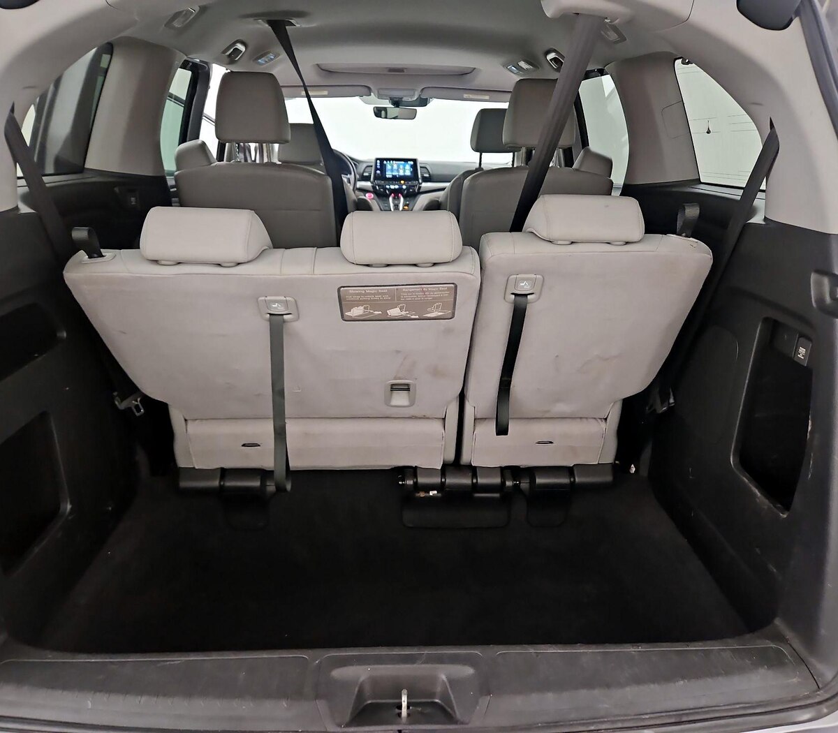 Trunk/Cargo (Seats Up)