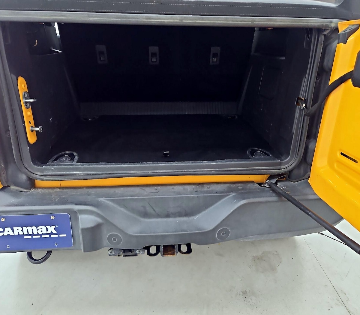Trunk/Cargo (Seats Up)
