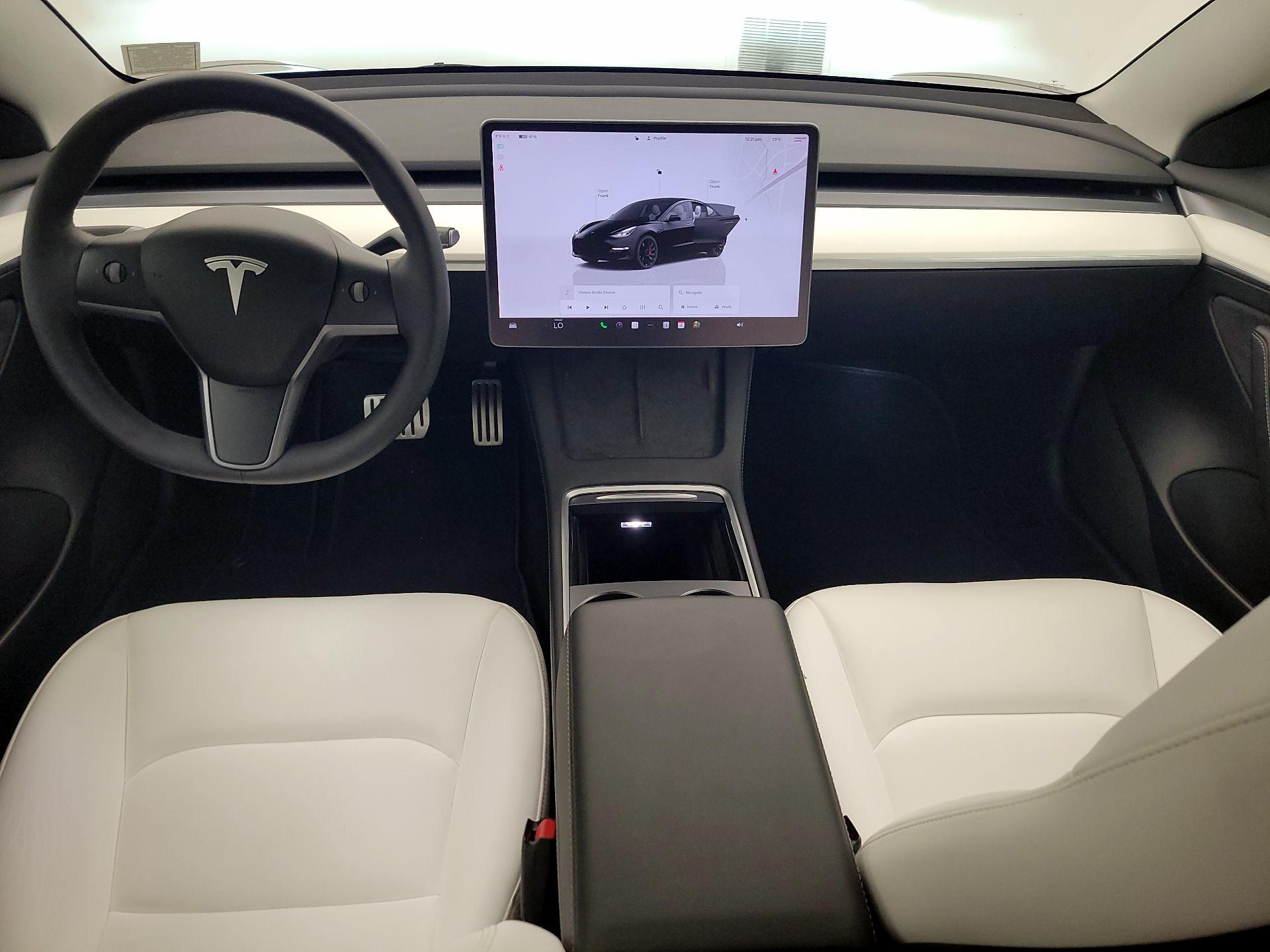 Thumbnail: 2022 Tesla Model 3 - 9