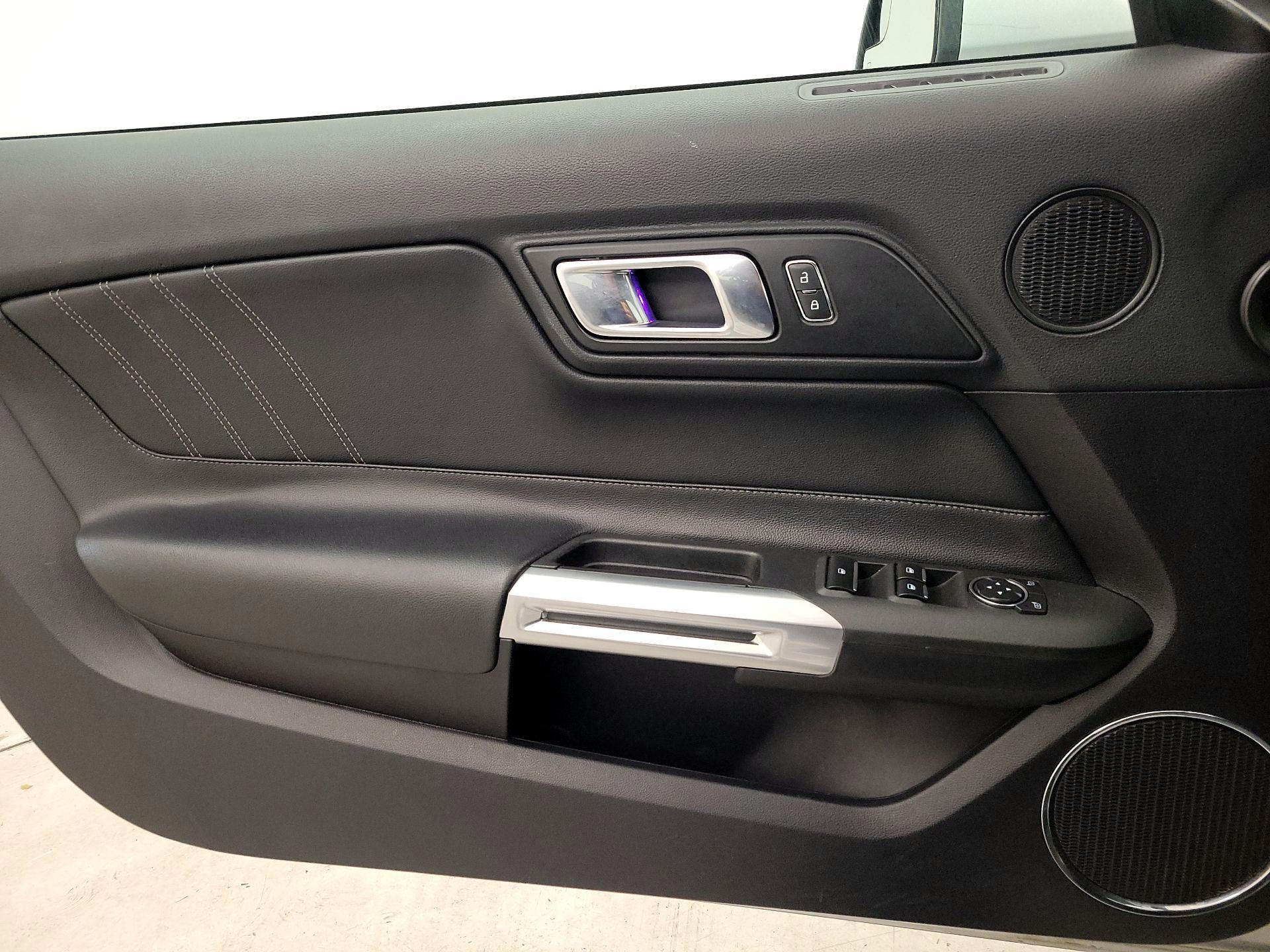 Thumbnail: 2019 Ford Mustang - 12