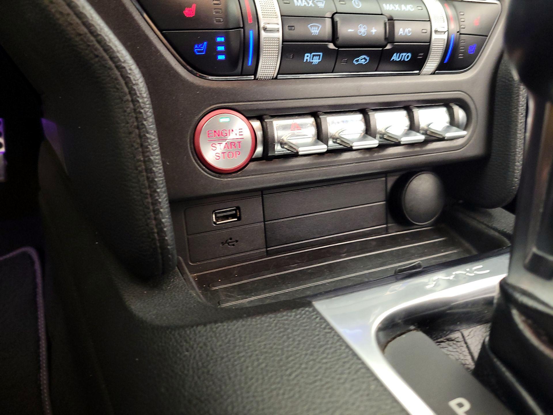 Thumbnail: 2019 Ford Mustang - 18