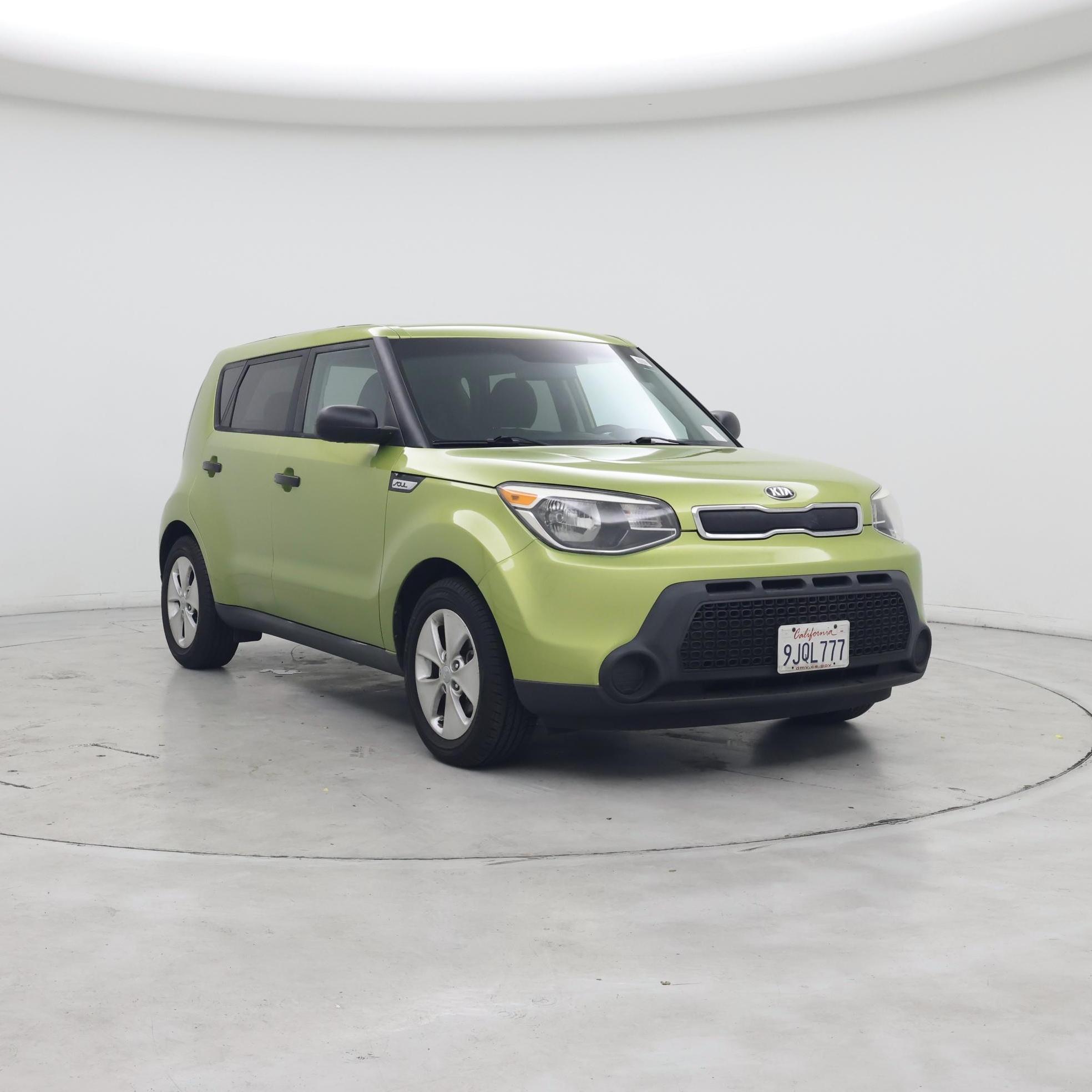 Green 2015 Kia Soul Wagon  Manual