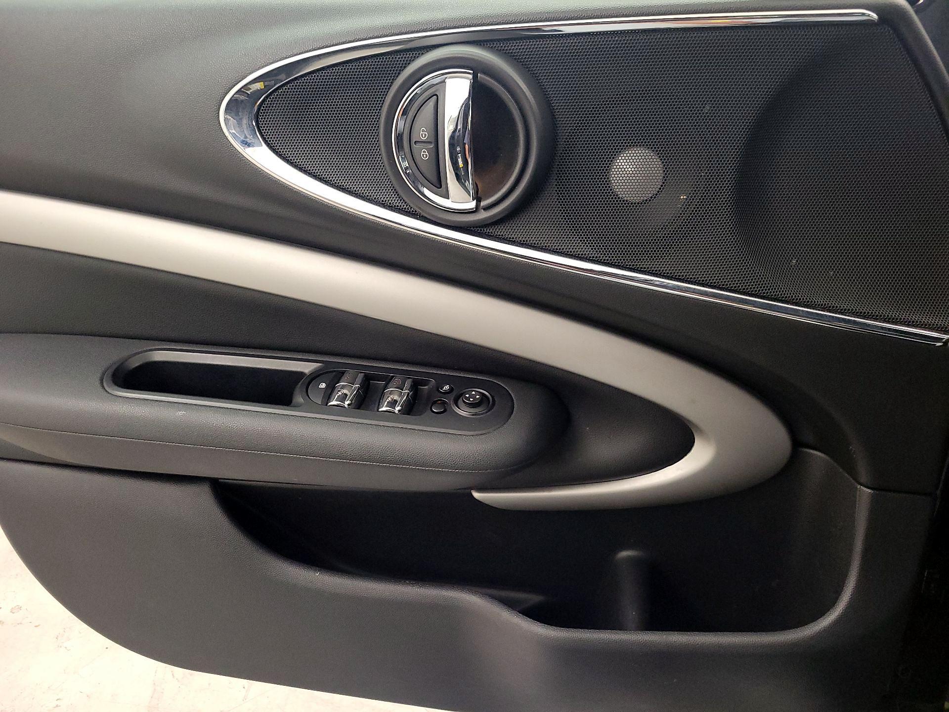 Thumbnail: 2019 MINI Cooper Clubman - 12