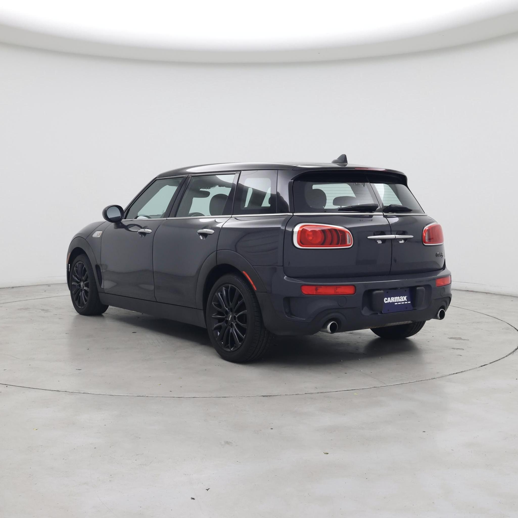 Thumbnail: 2019 MINI Cooper Clubman - 2