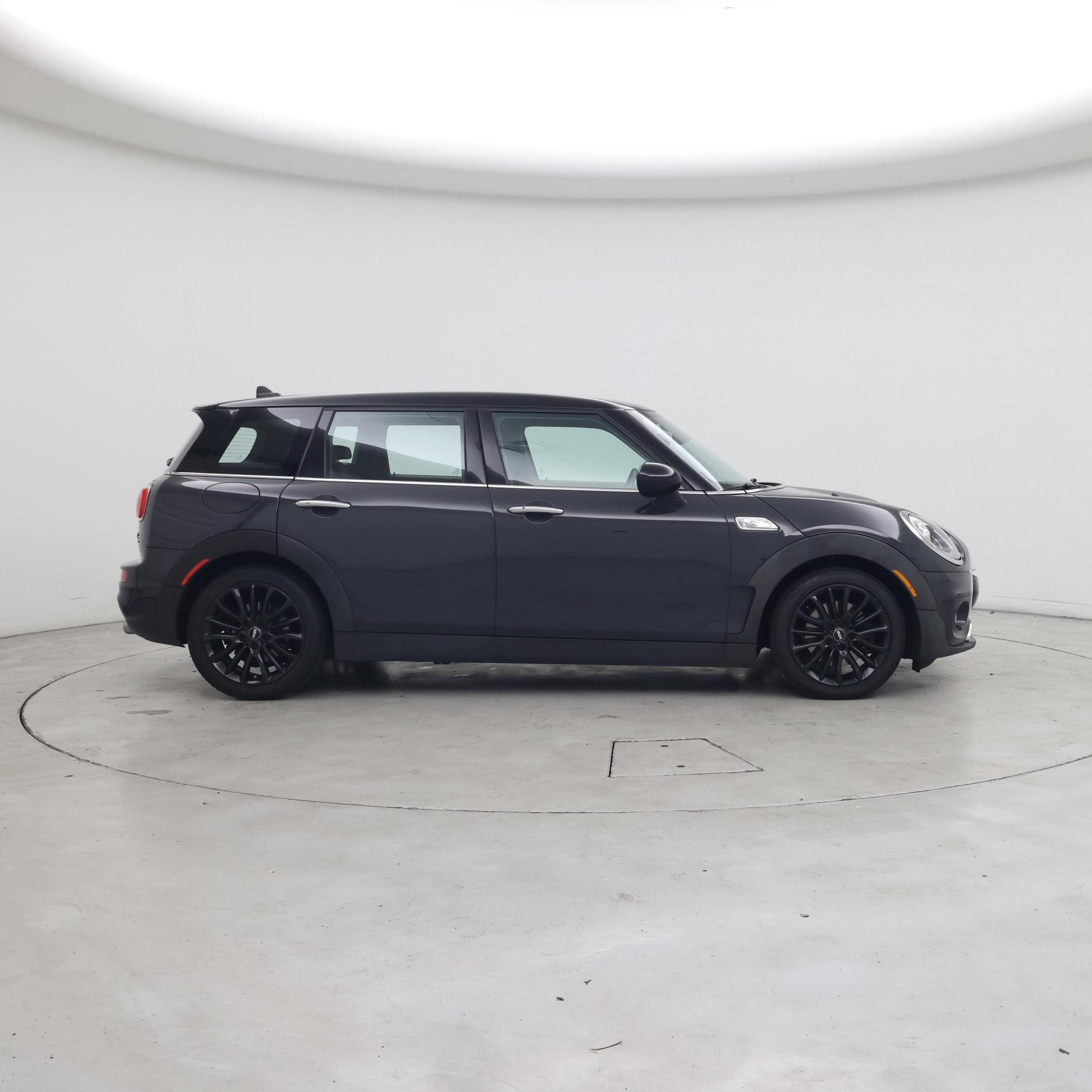 Thumbnail: 2019 MINI Cooper Clubman - 7