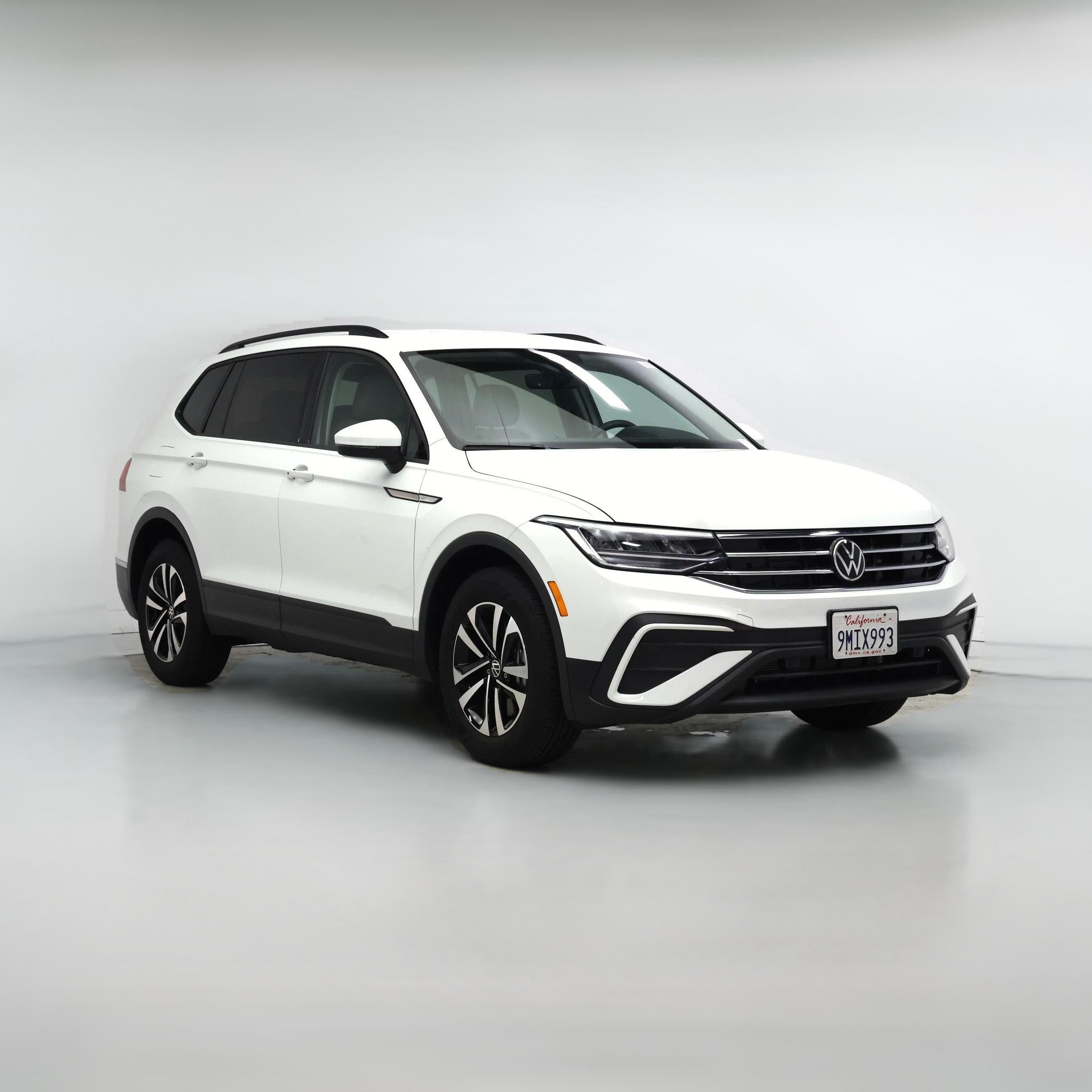 Thumbnail: 2024 Volkswagen Tiguan - 1
