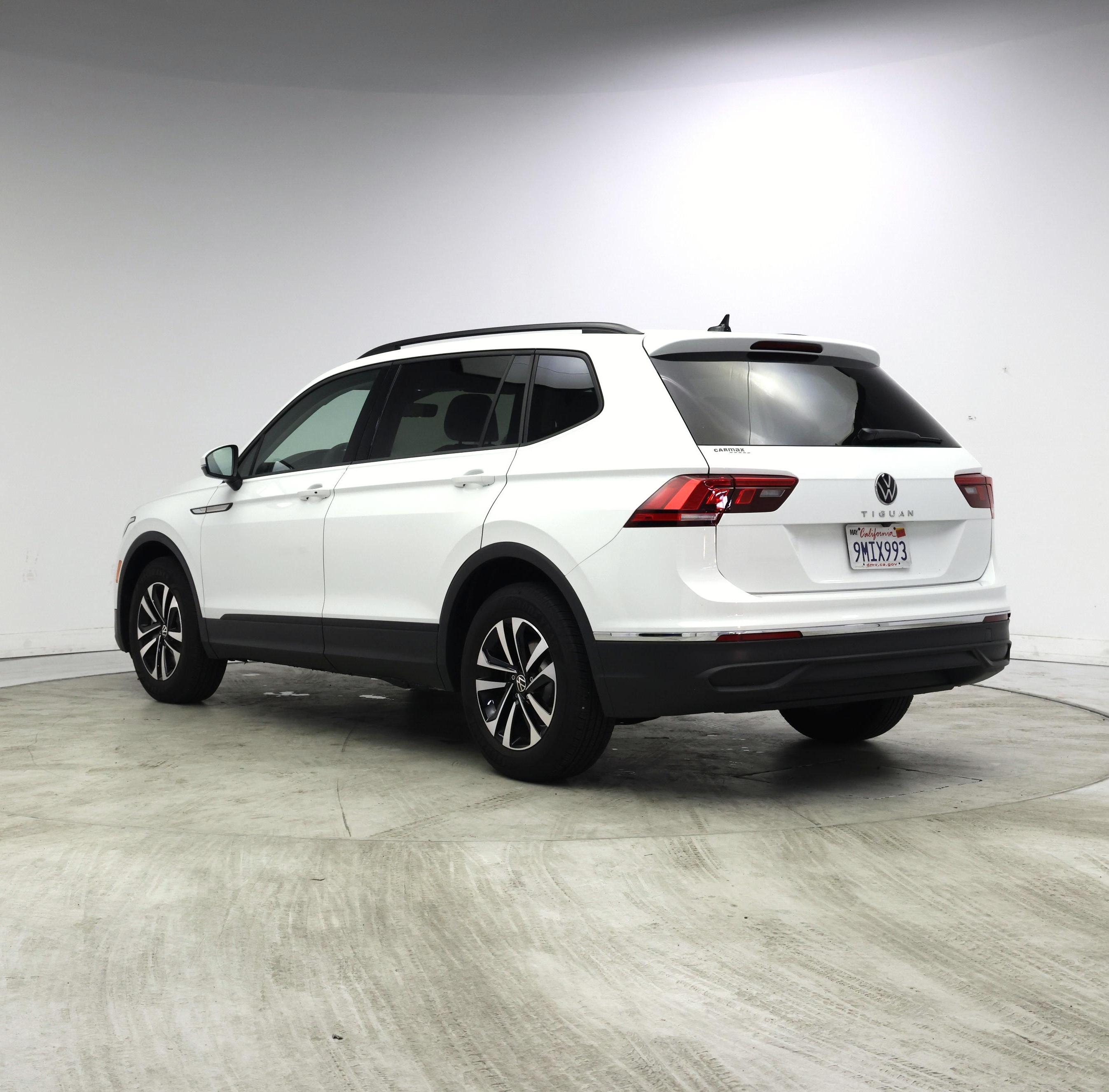 Thumbnail: 2024 Volkswagen Tiguan - 2