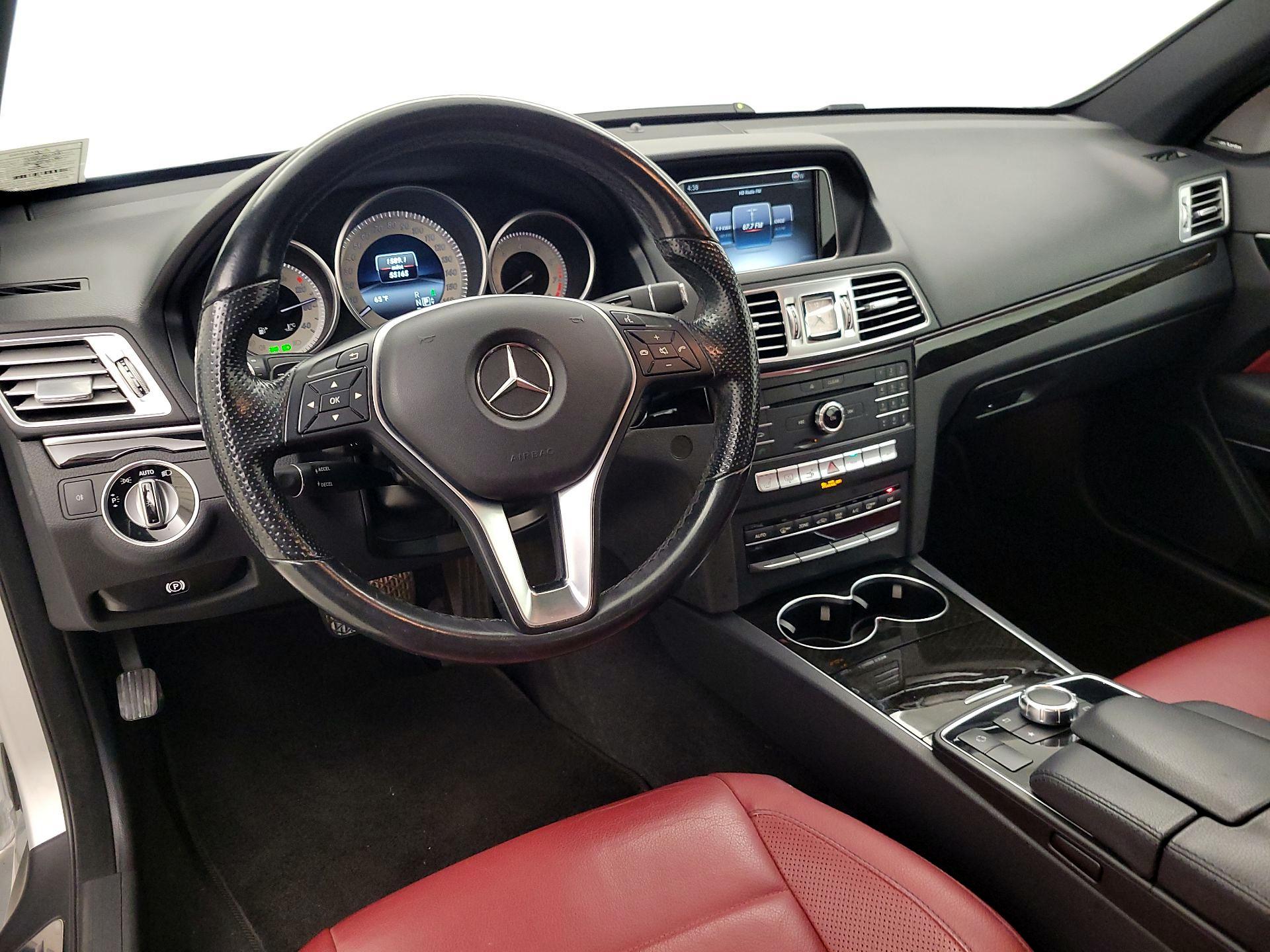 Thumbnail: 2017 Mercedes-Benz E-Class - 9