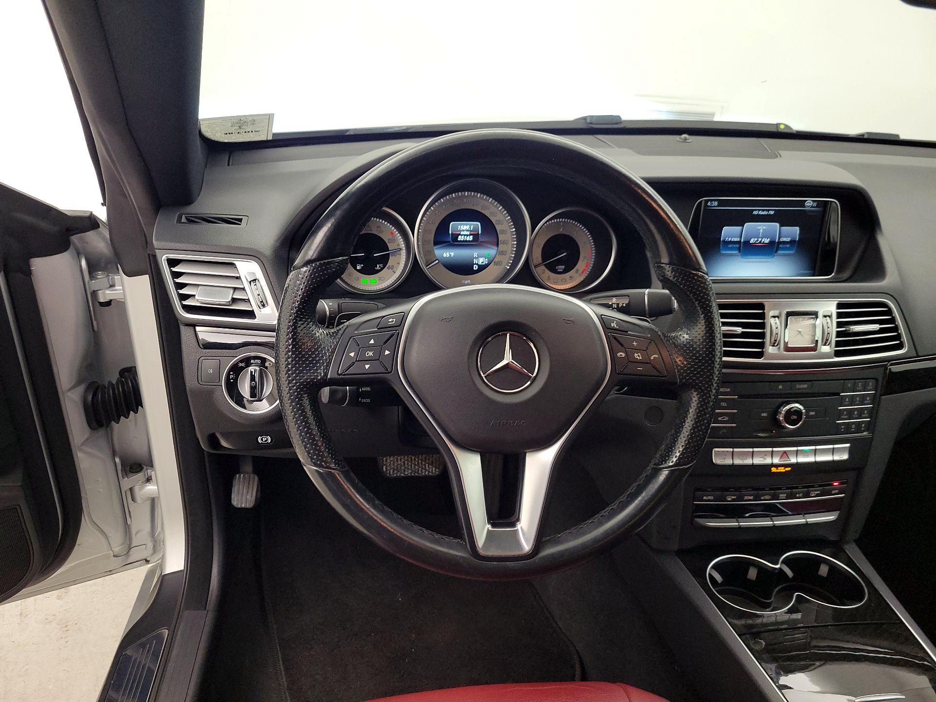 Thumbnail: 2017 Mercedes-Benz E-Class - 10