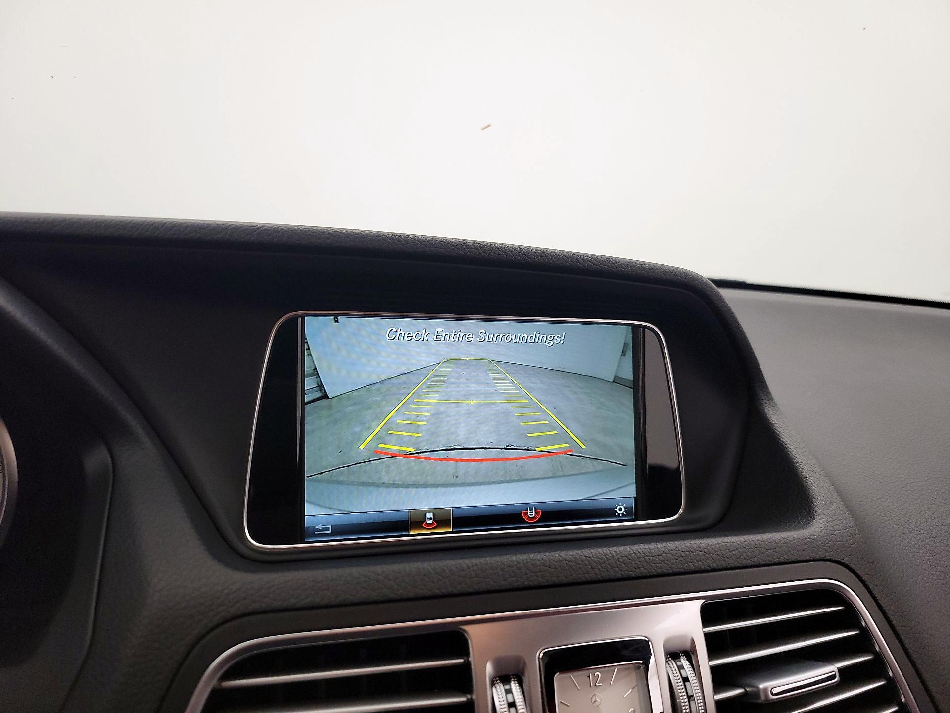 Thumbnail: 2017 Mercedes-Benz E-Class - 14