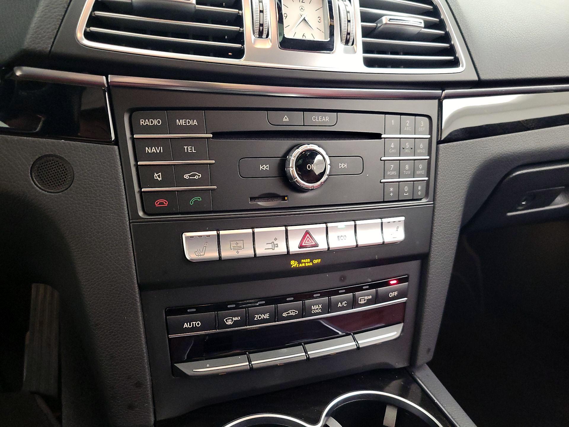 Thumbnail: 2017 Mercedes-Benz E-Class - 16