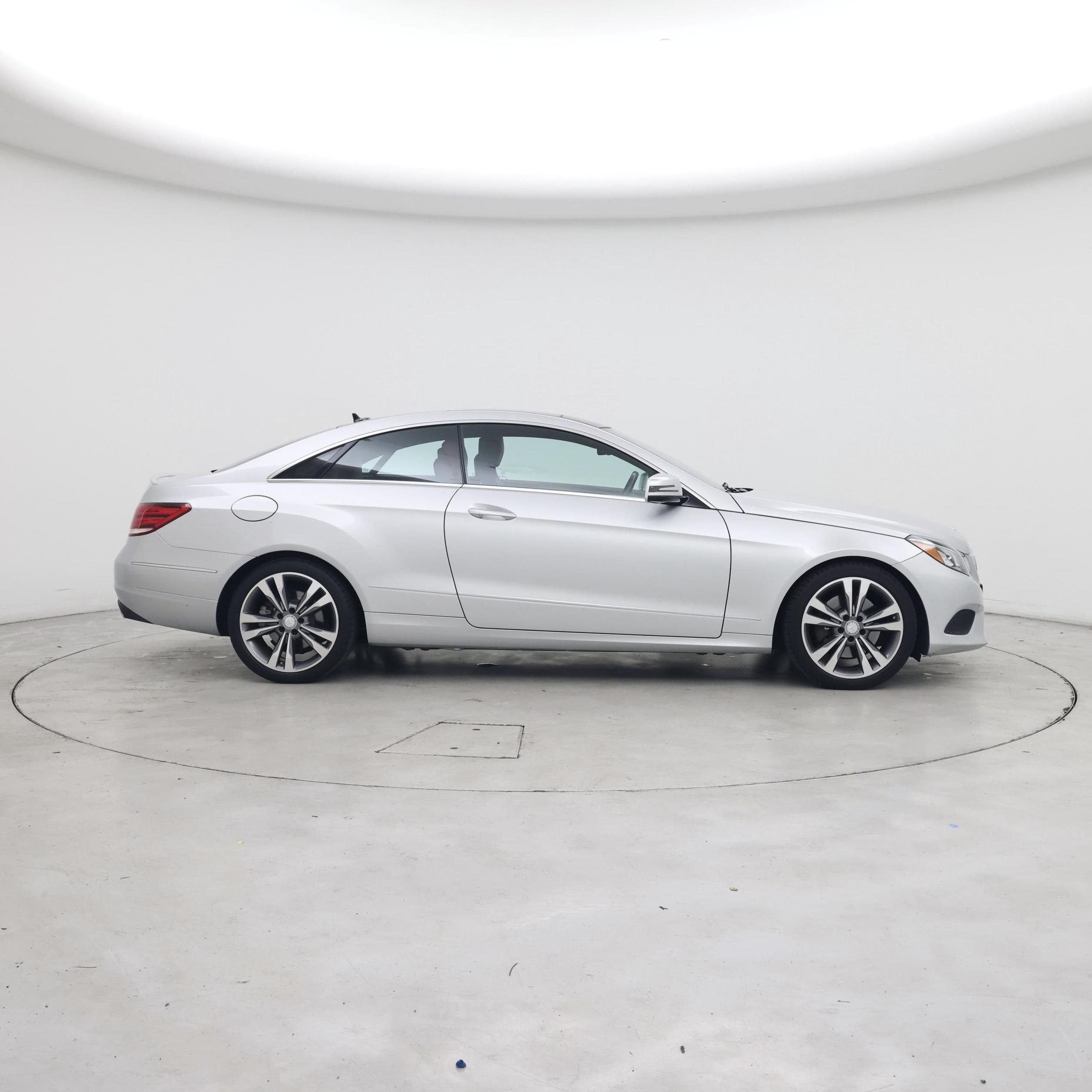 Thumbnail: 2017 Mercedes-Benz E-Class - 7