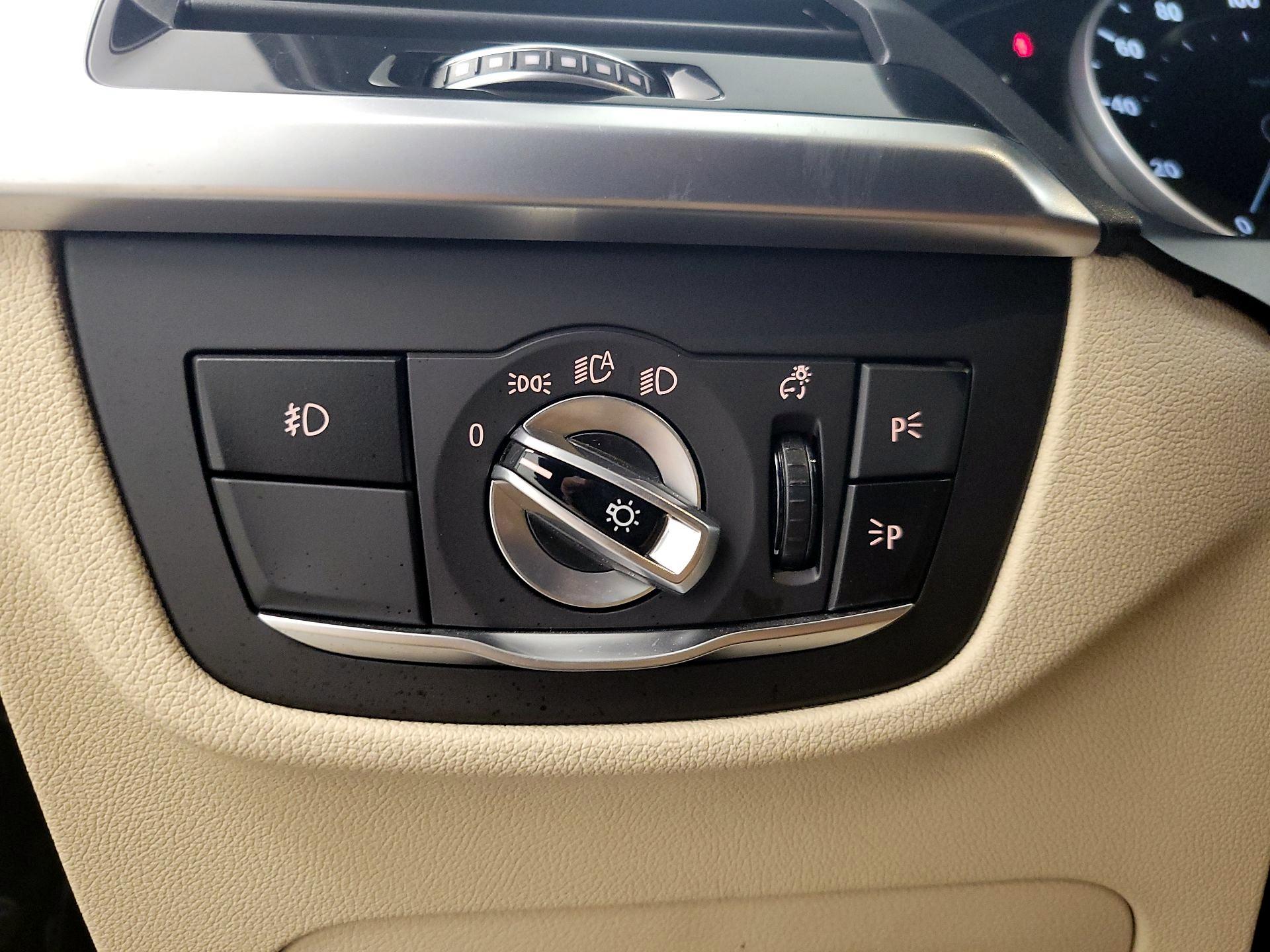 Thumbnail: 2019 BMW X3 - 13