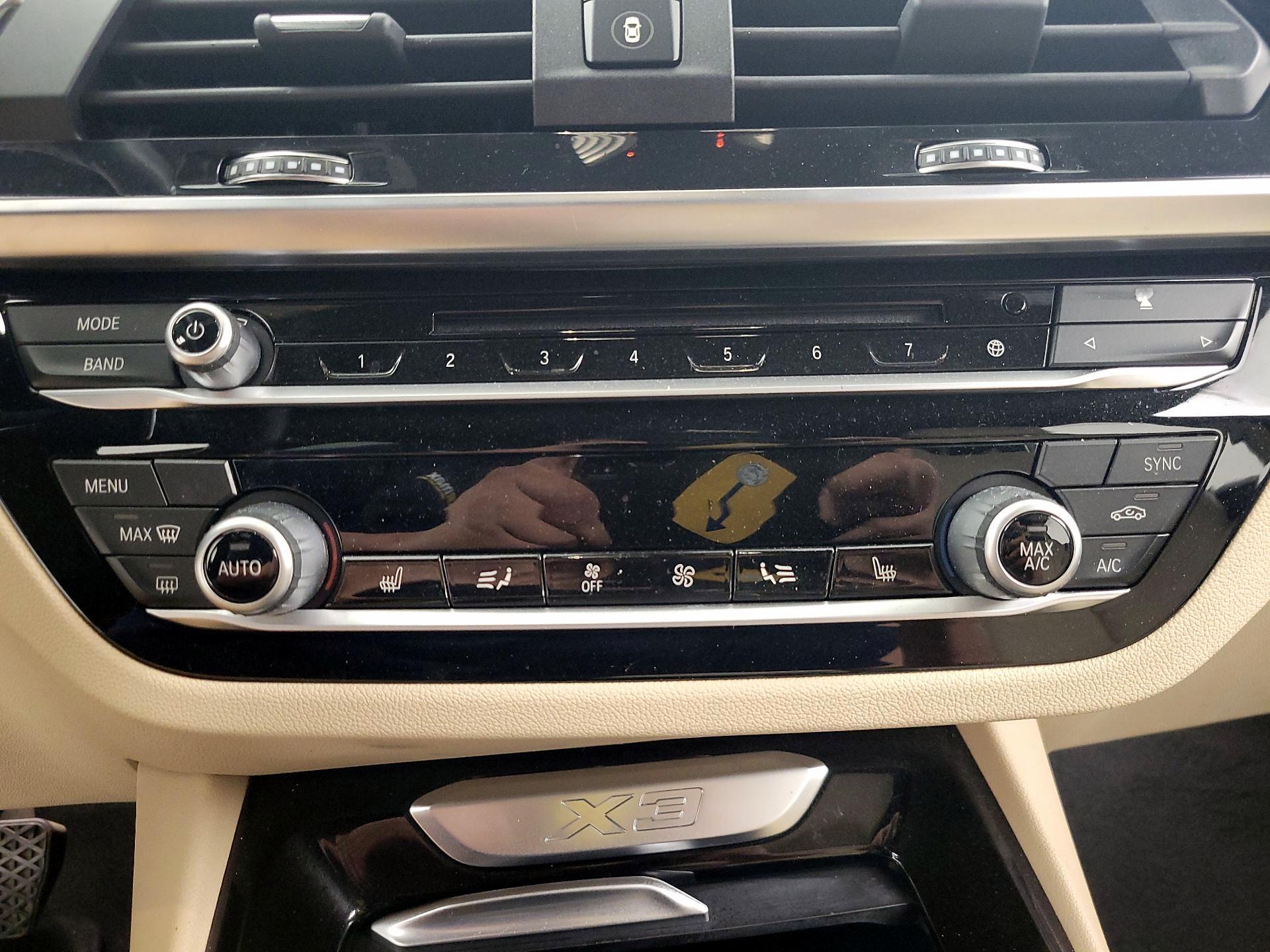 Thumbnail: 2019 BMW X3 - 17