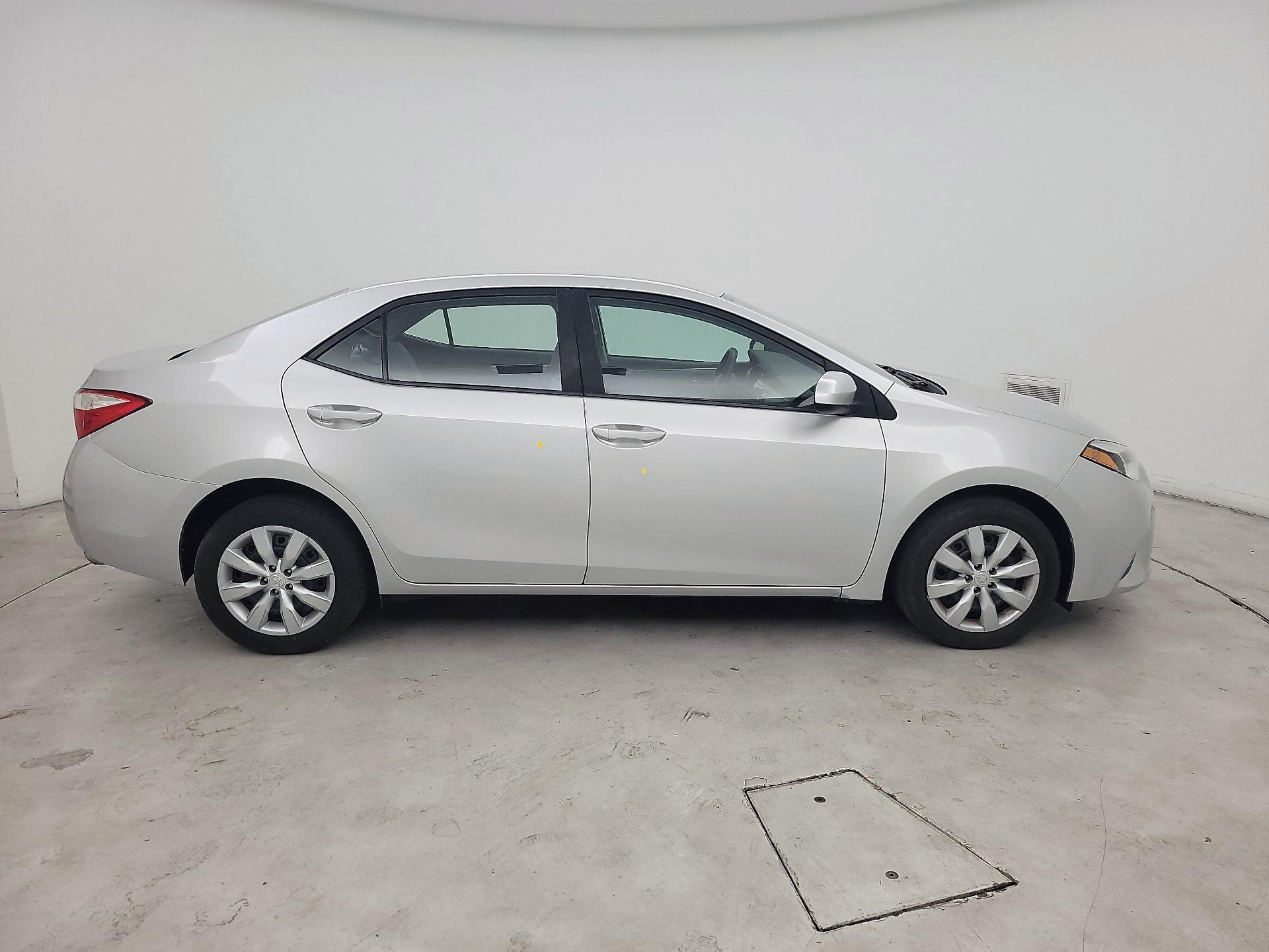 Thumbnail: 2016 Toyota Corolla - 4