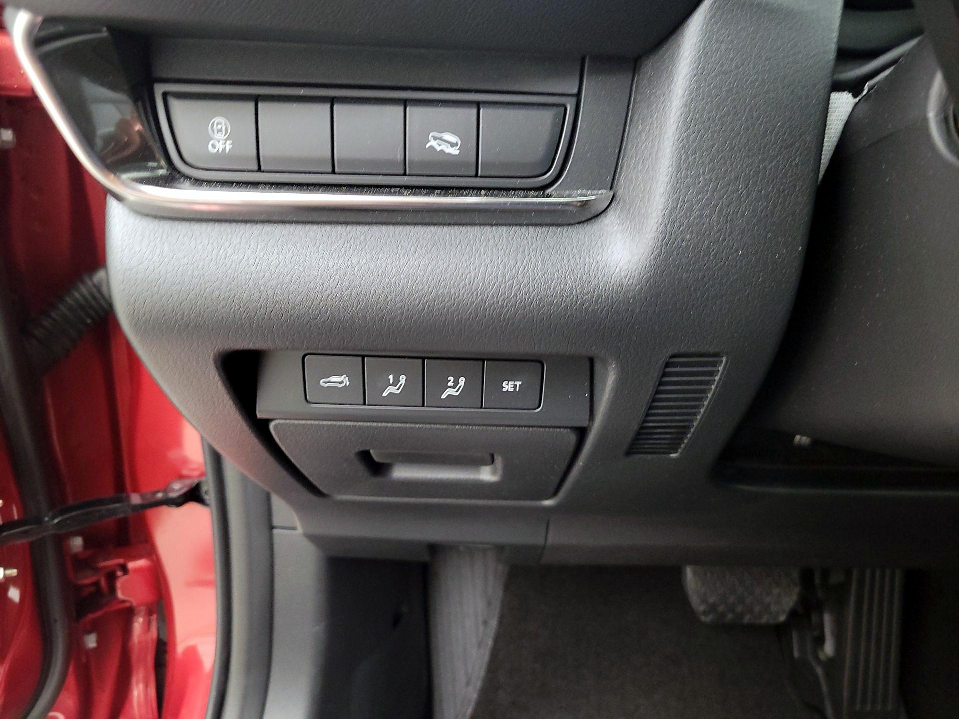 Thumbnail: 2022 Mazda CX-30 - 13